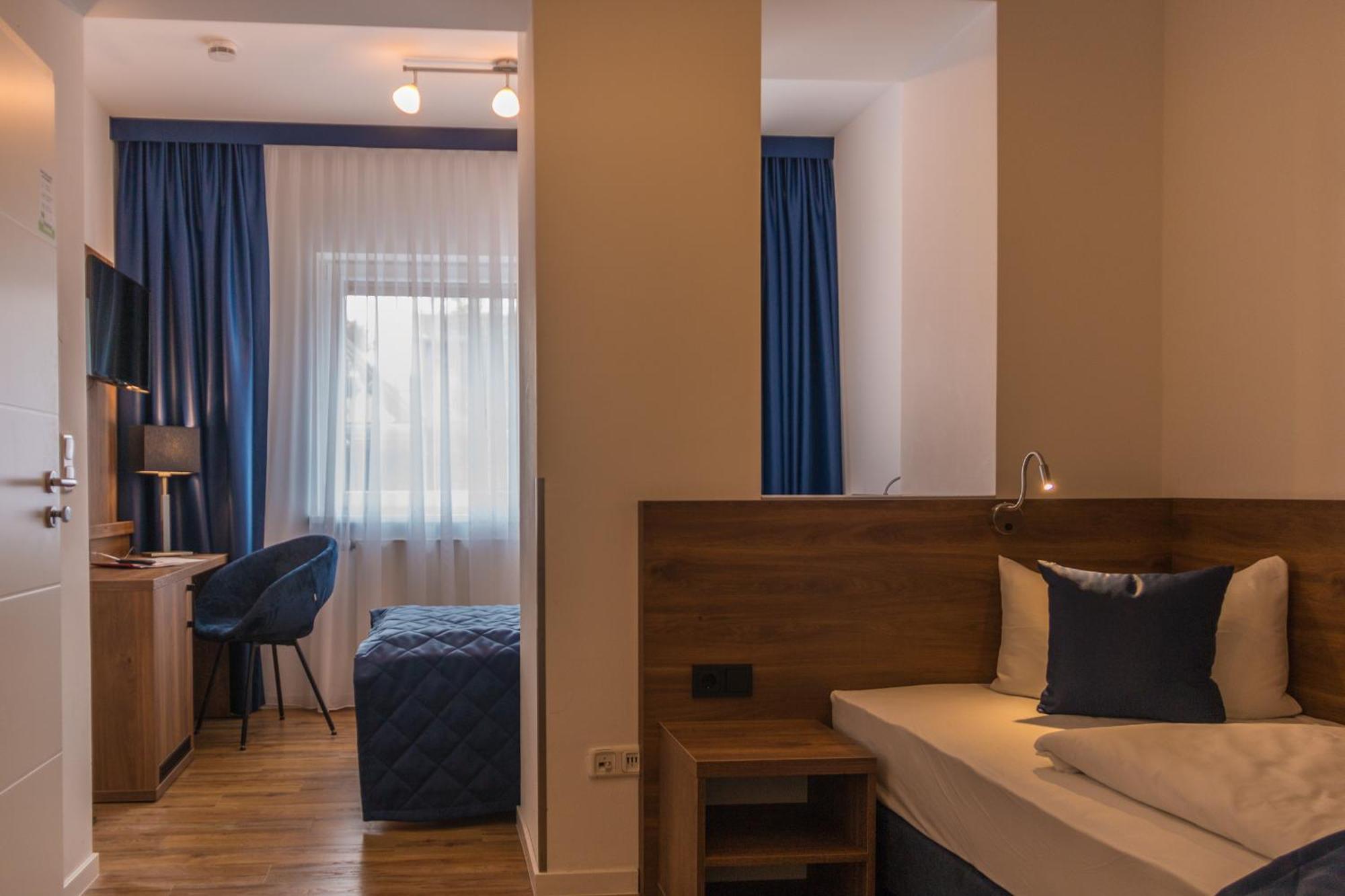 Economy Twin Room
