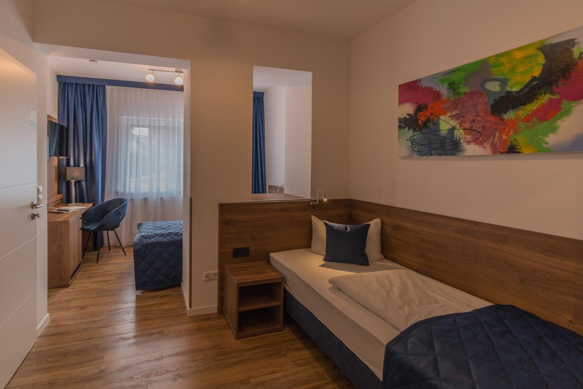Economy Twin Room