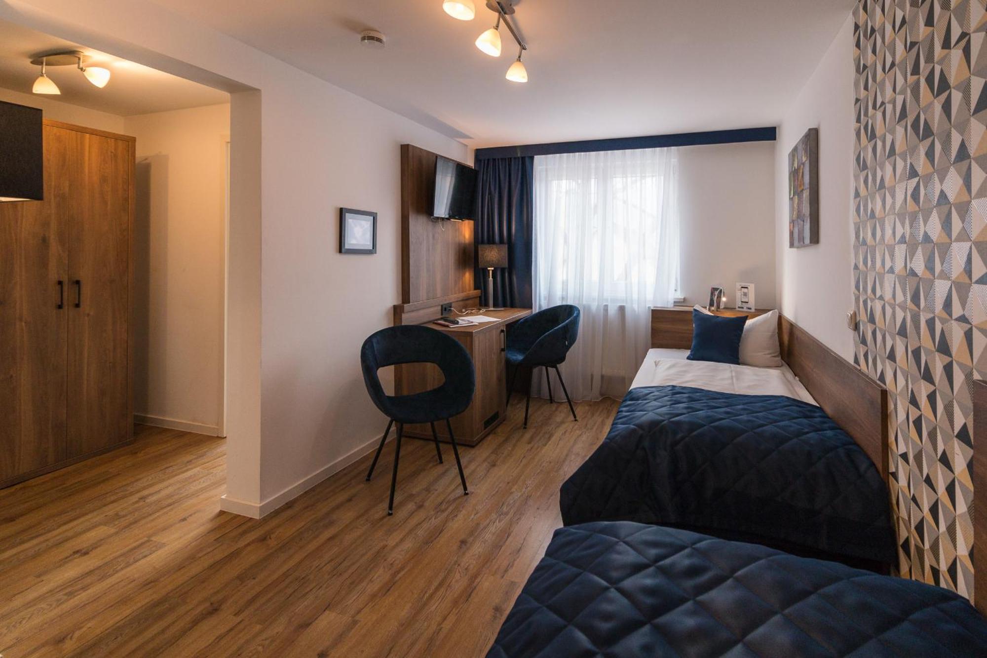 Economy Twin Room