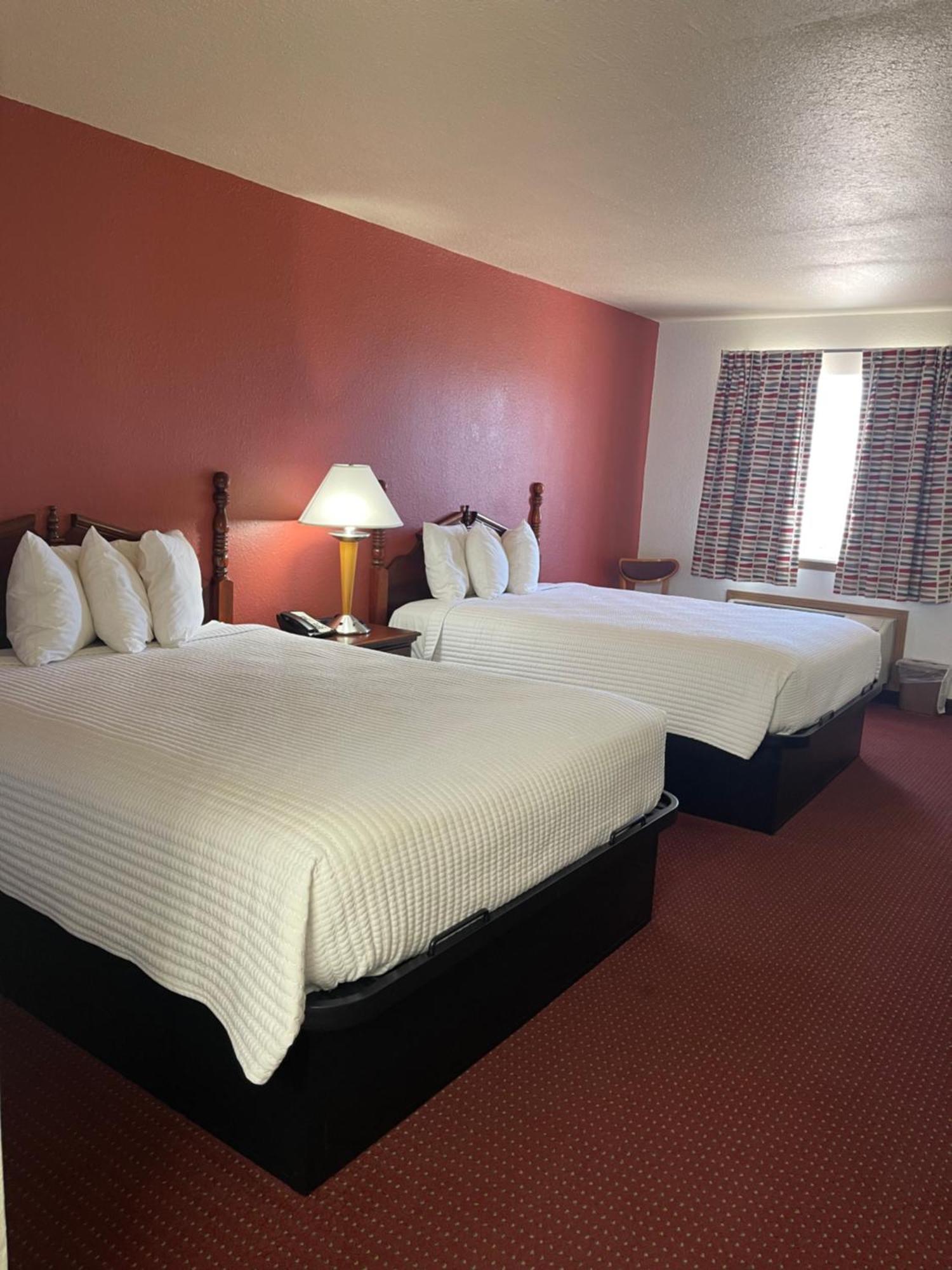 Queen Room with Two Queen Beds - Ground Floor,1571292701:JPEG
