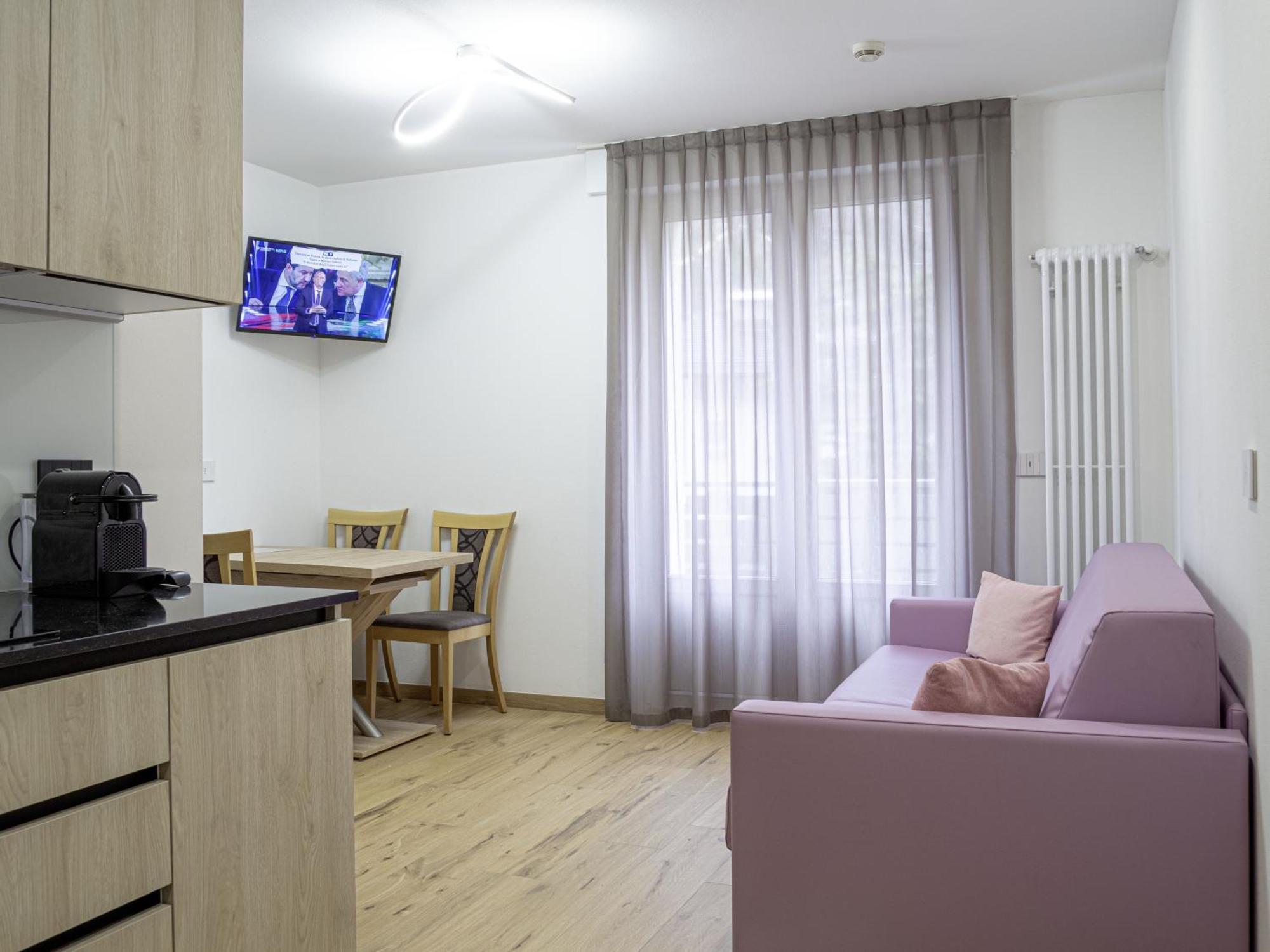 One-Bedroom Apartment