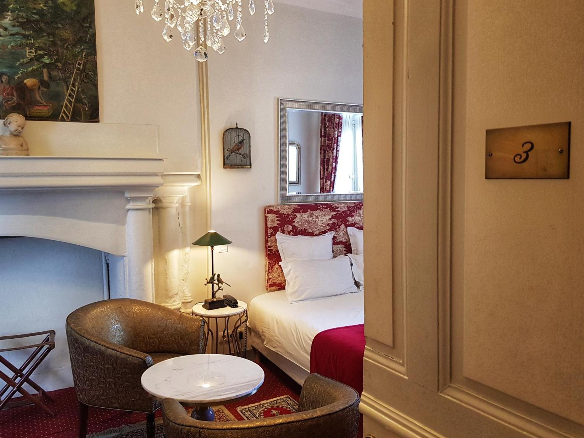 Small Double Room,1572624725:JPEG