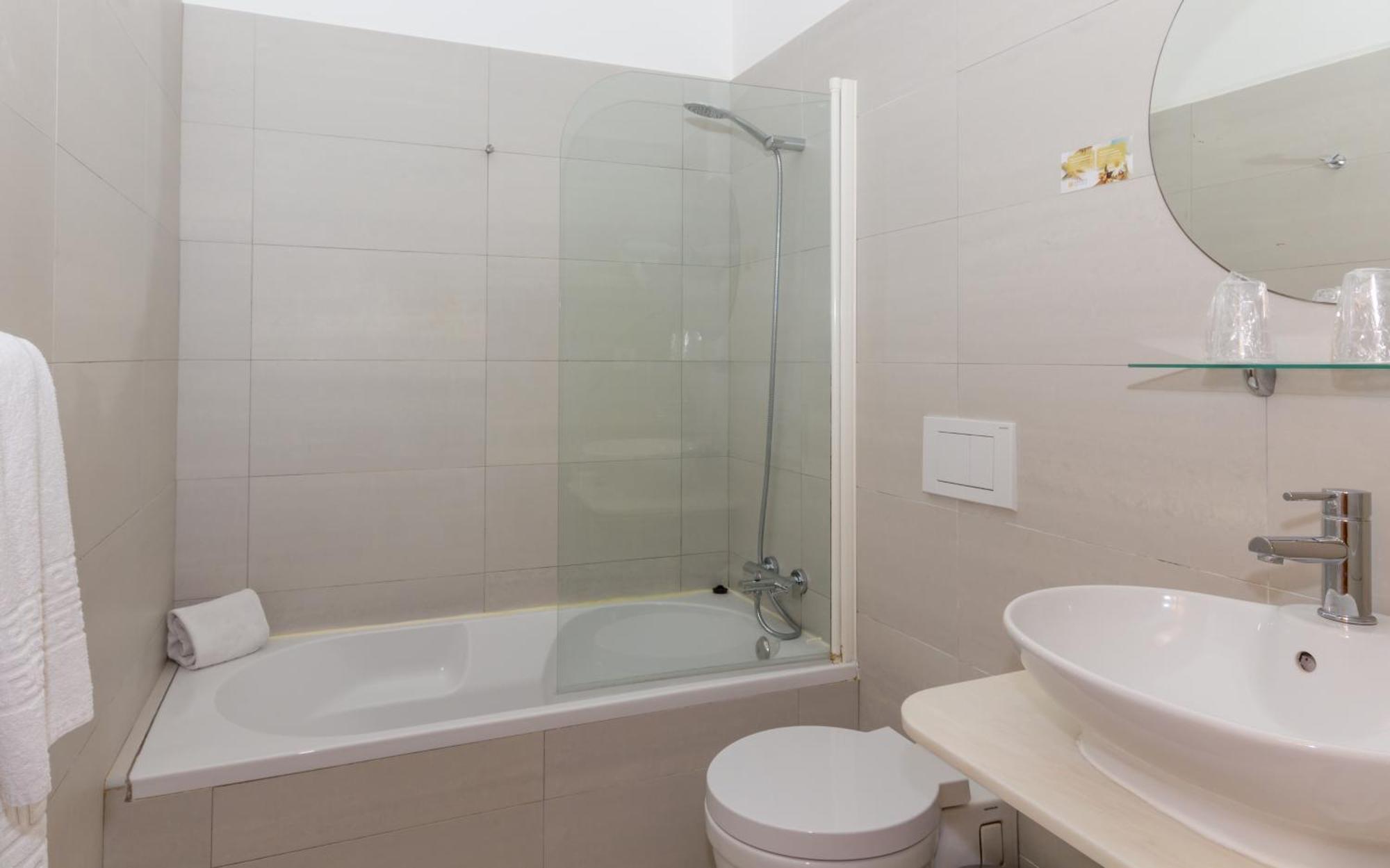 Double Room Sea View,1572627887:JPEG
