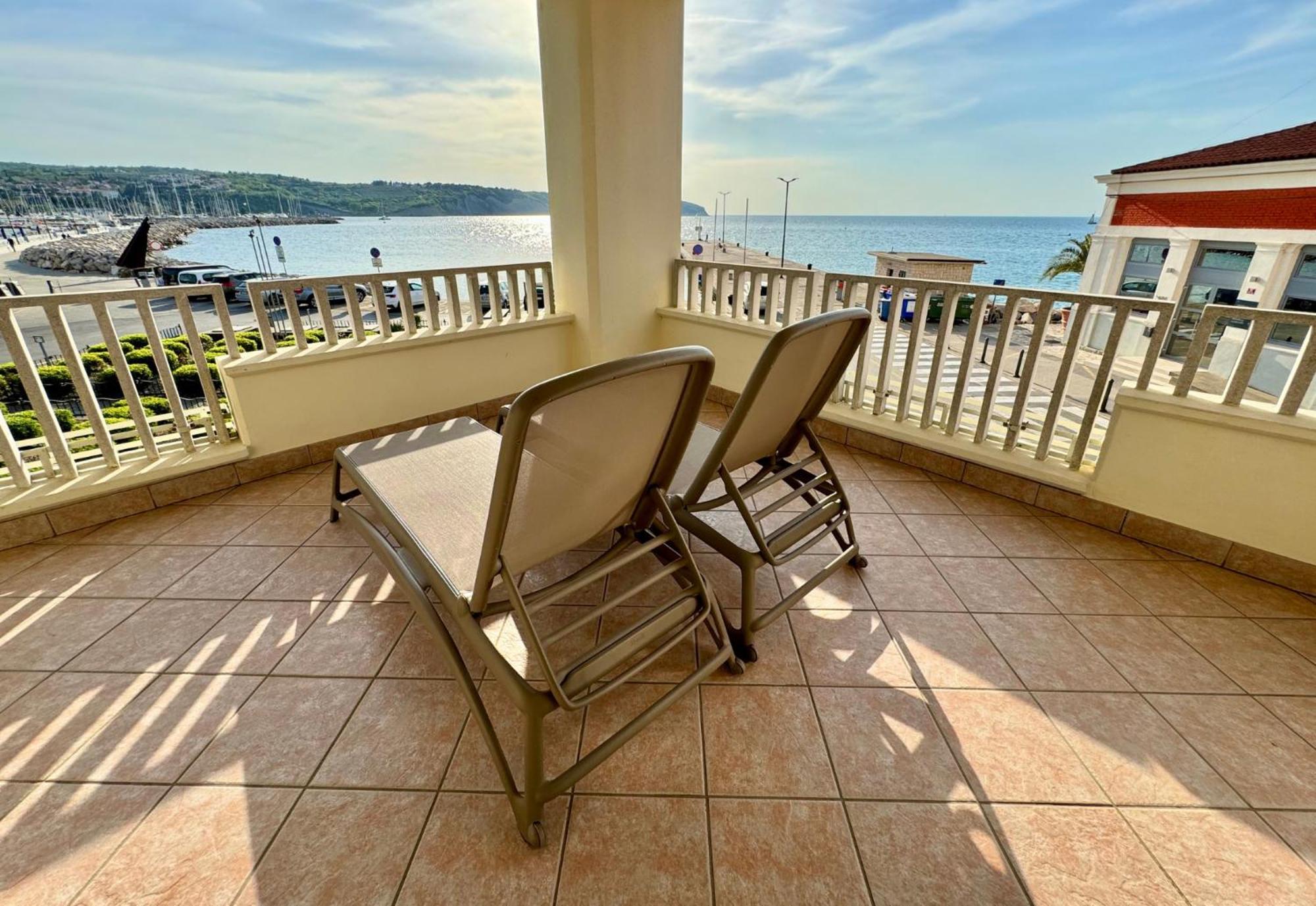 Junior Suite Balcony