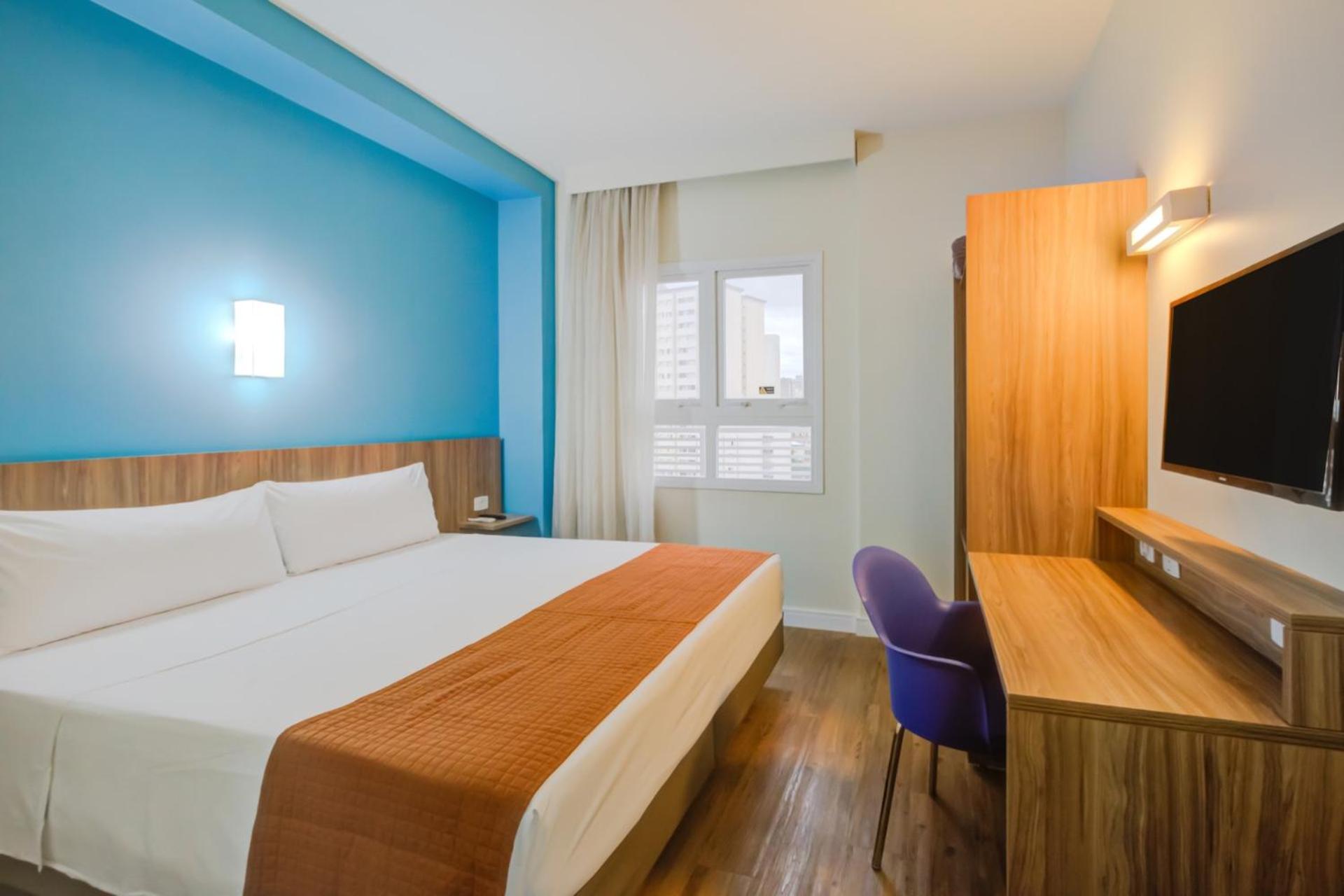 Standard King Room