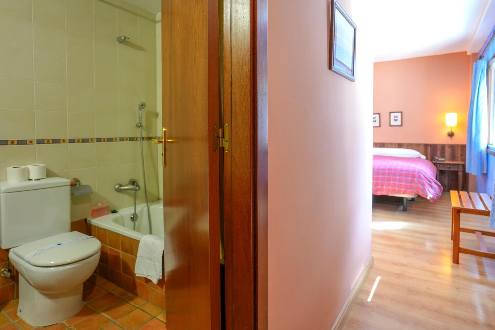 Double Room,1572841619:JPEG