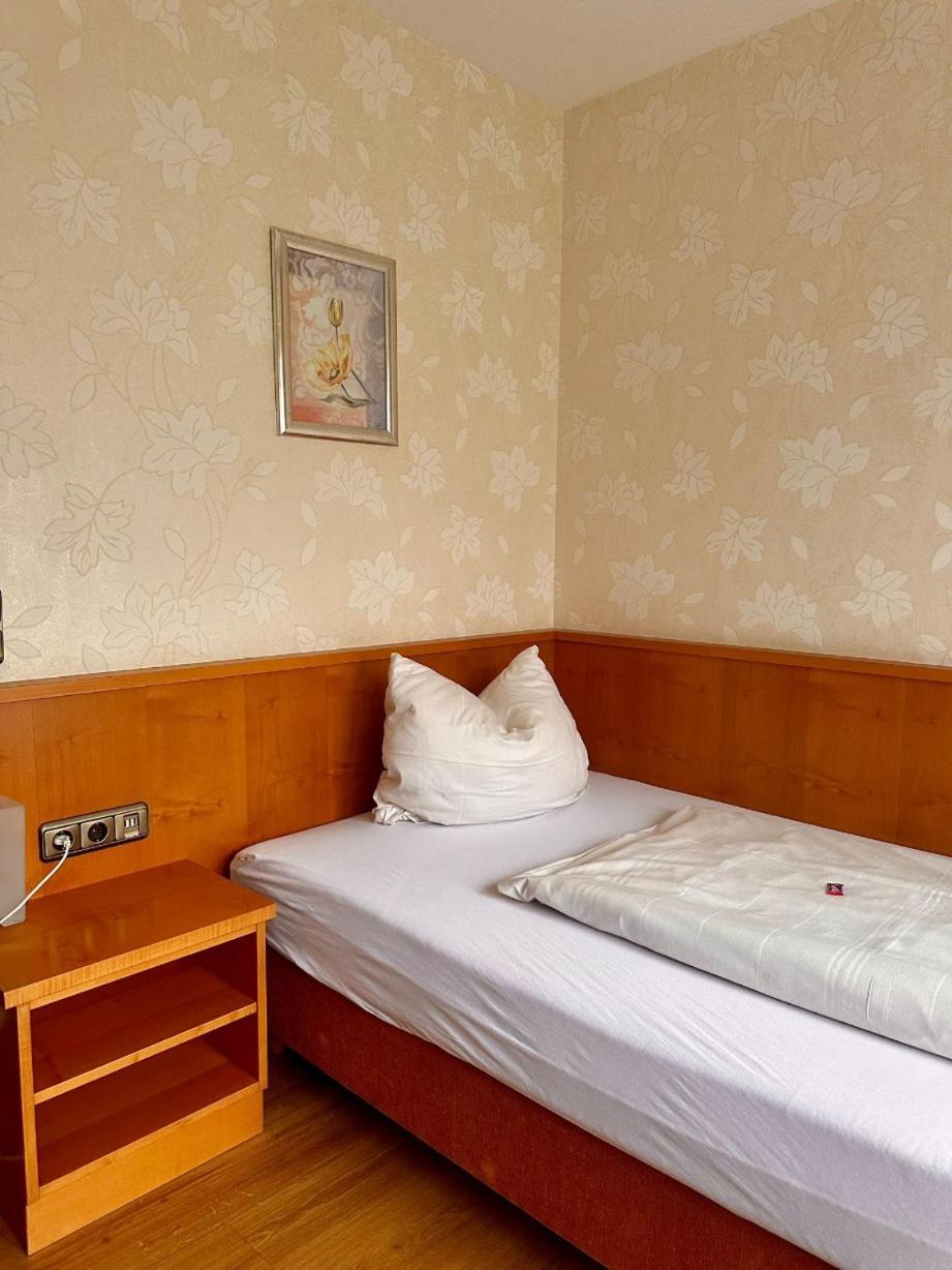 Single Room Garden View,1573586351:JPEG