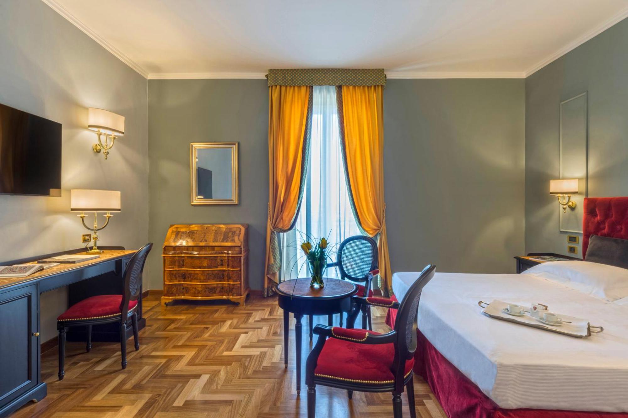 Deluxe Double or Twin Room