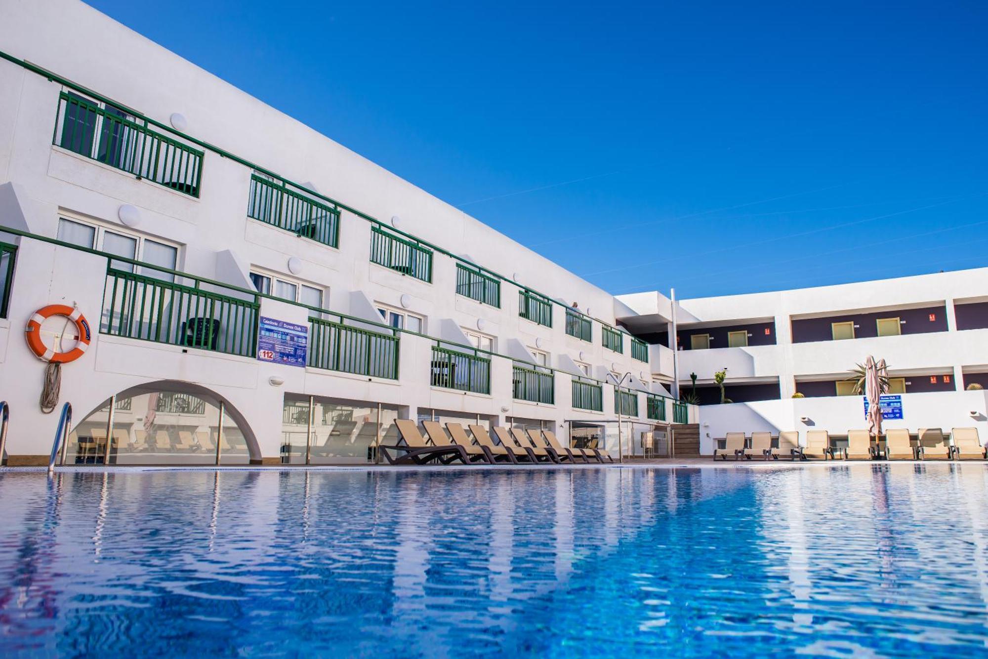 Apartment Pool View