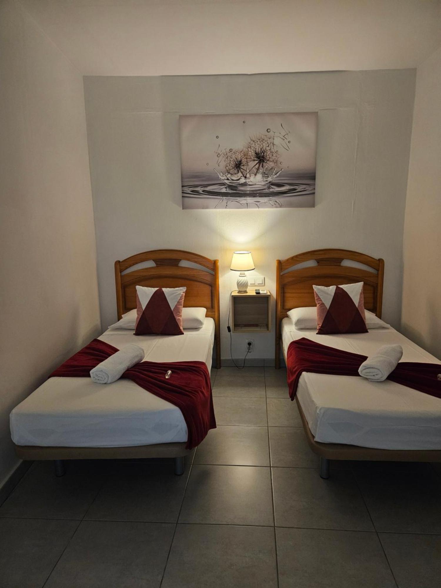 Double or Twin Room Private Bathroom