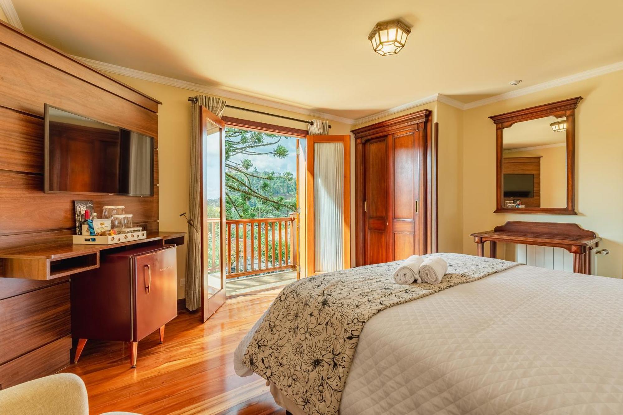 Deluxe Room Balcony,1574714498:JPEG