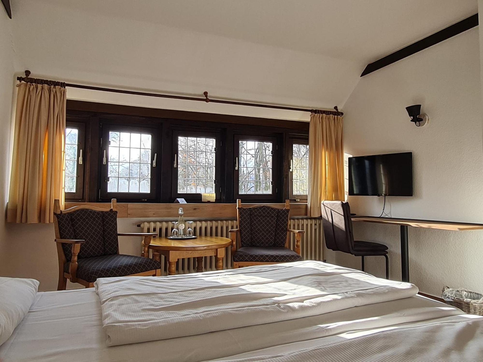 Classic Double Room,1574723402:JPEG