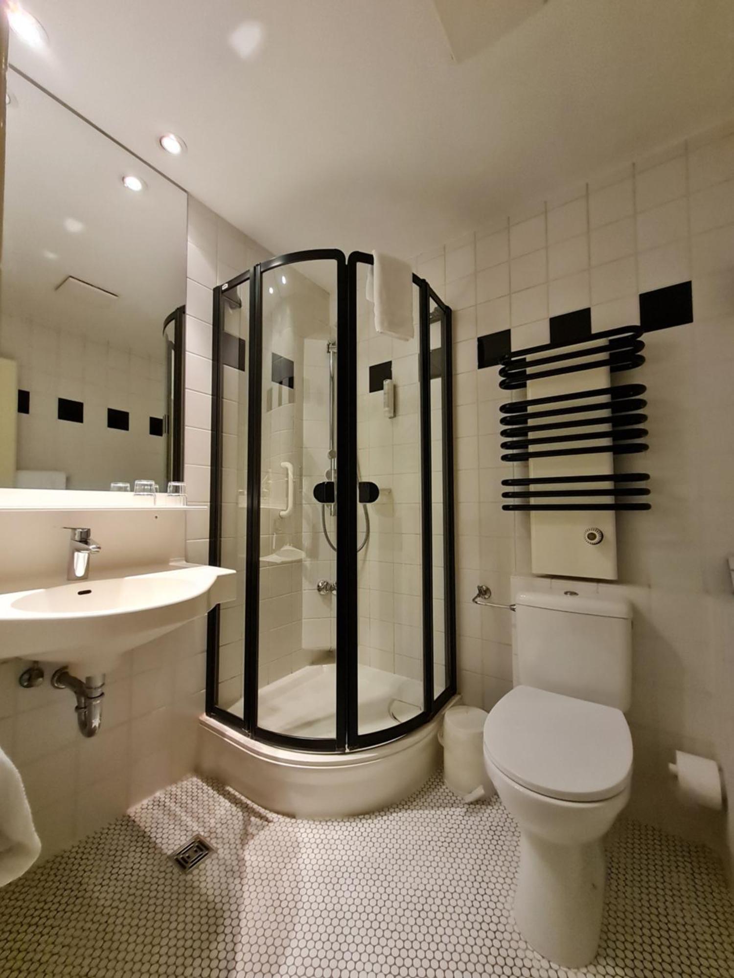 Classic Single Room