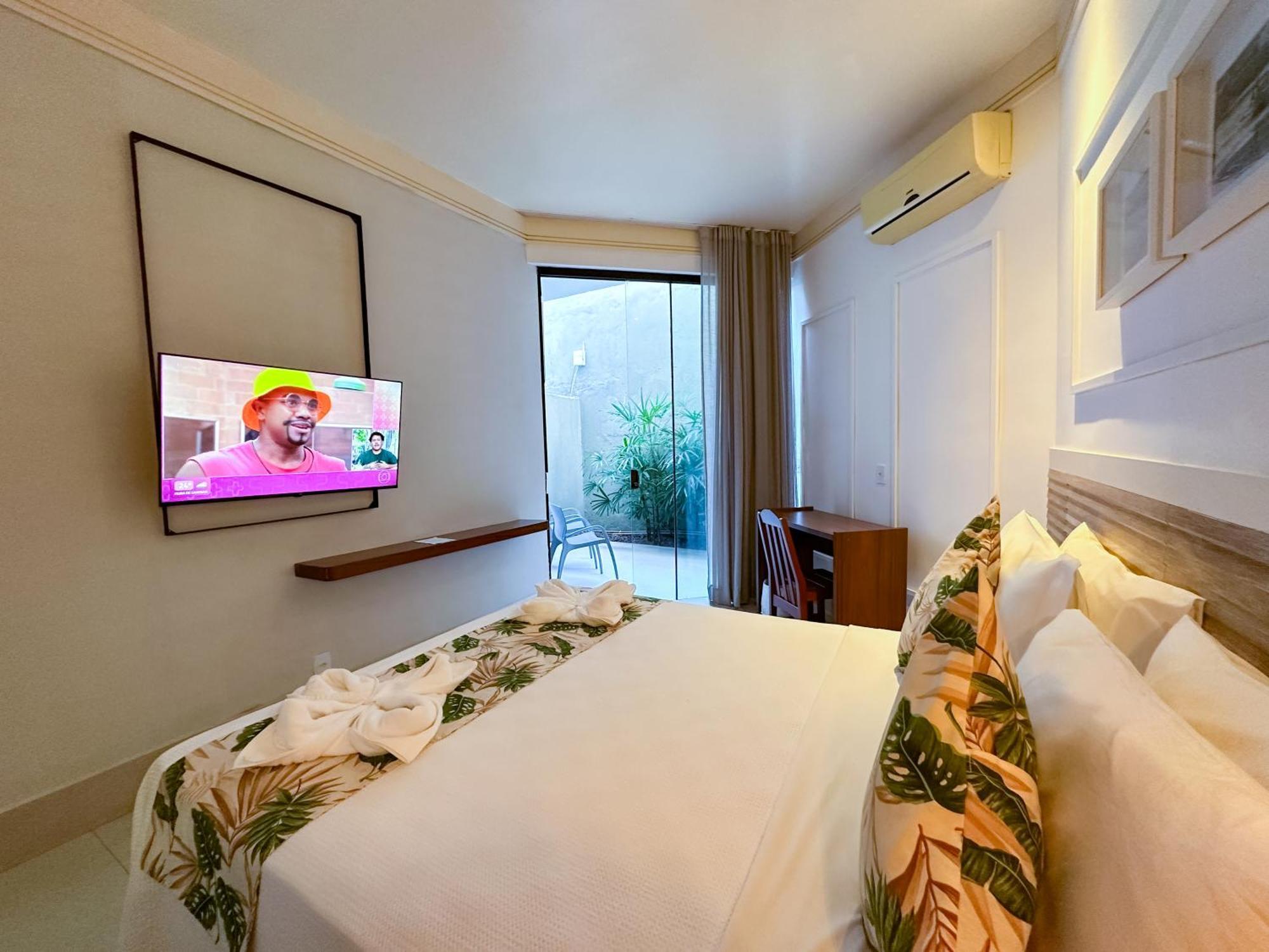 Executive Suite Internal View,1574727782:JPEG