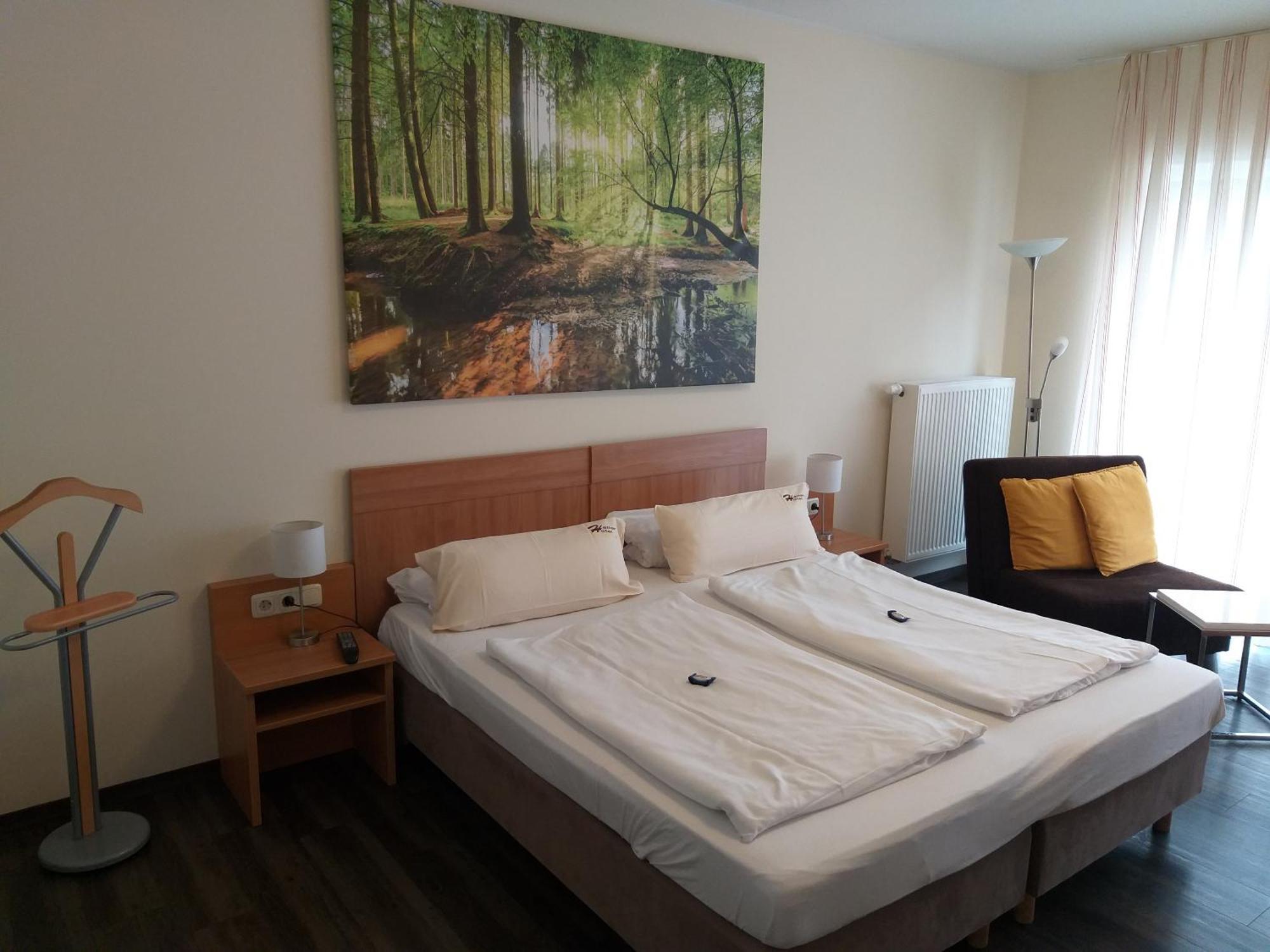 Small Double Room,1588124620:JPEG