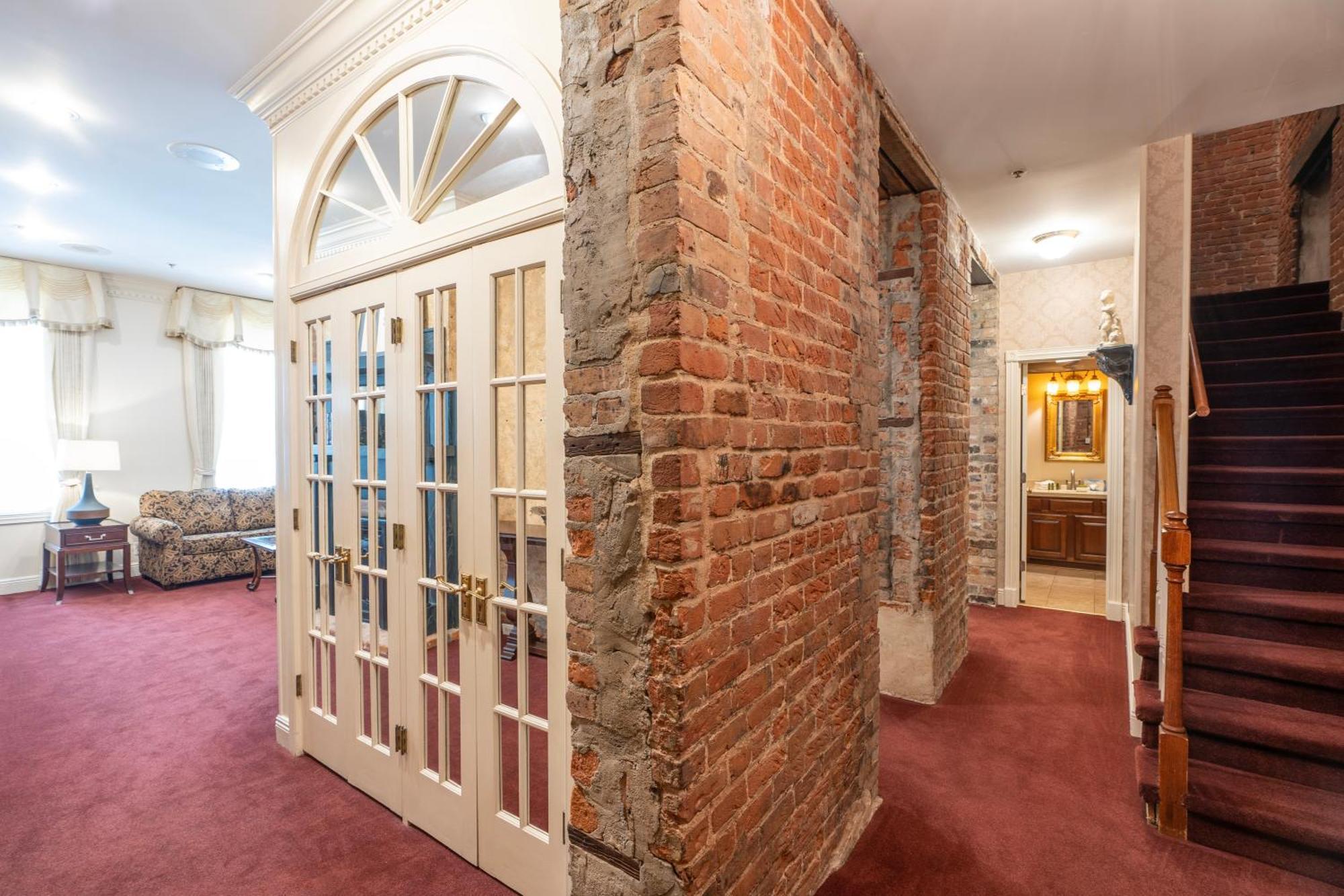 Penthouse Apartment,1574812577:JPEG