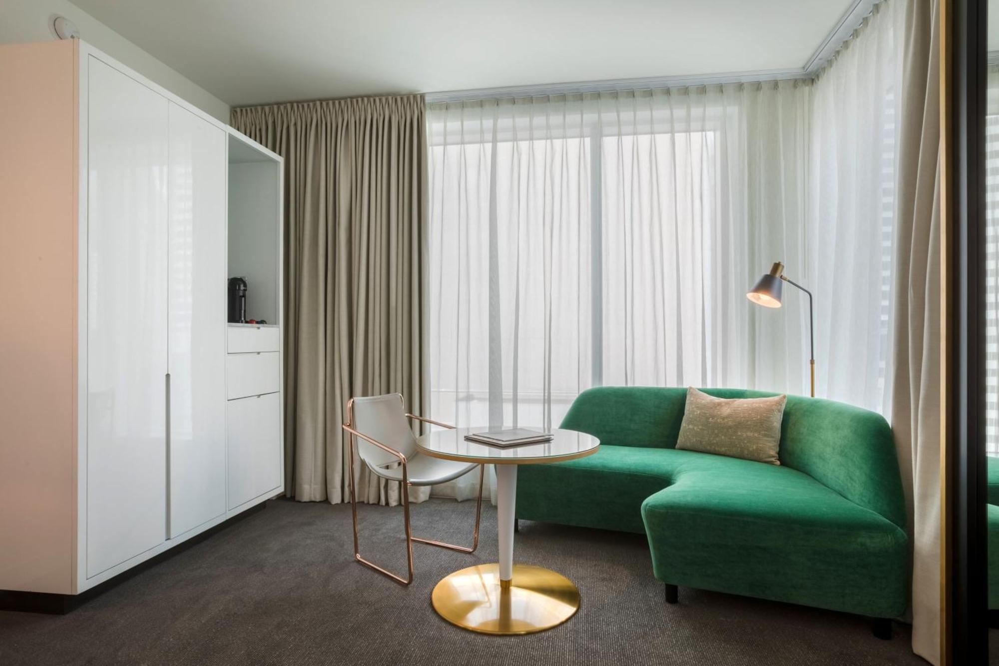 Executive Corner King Room