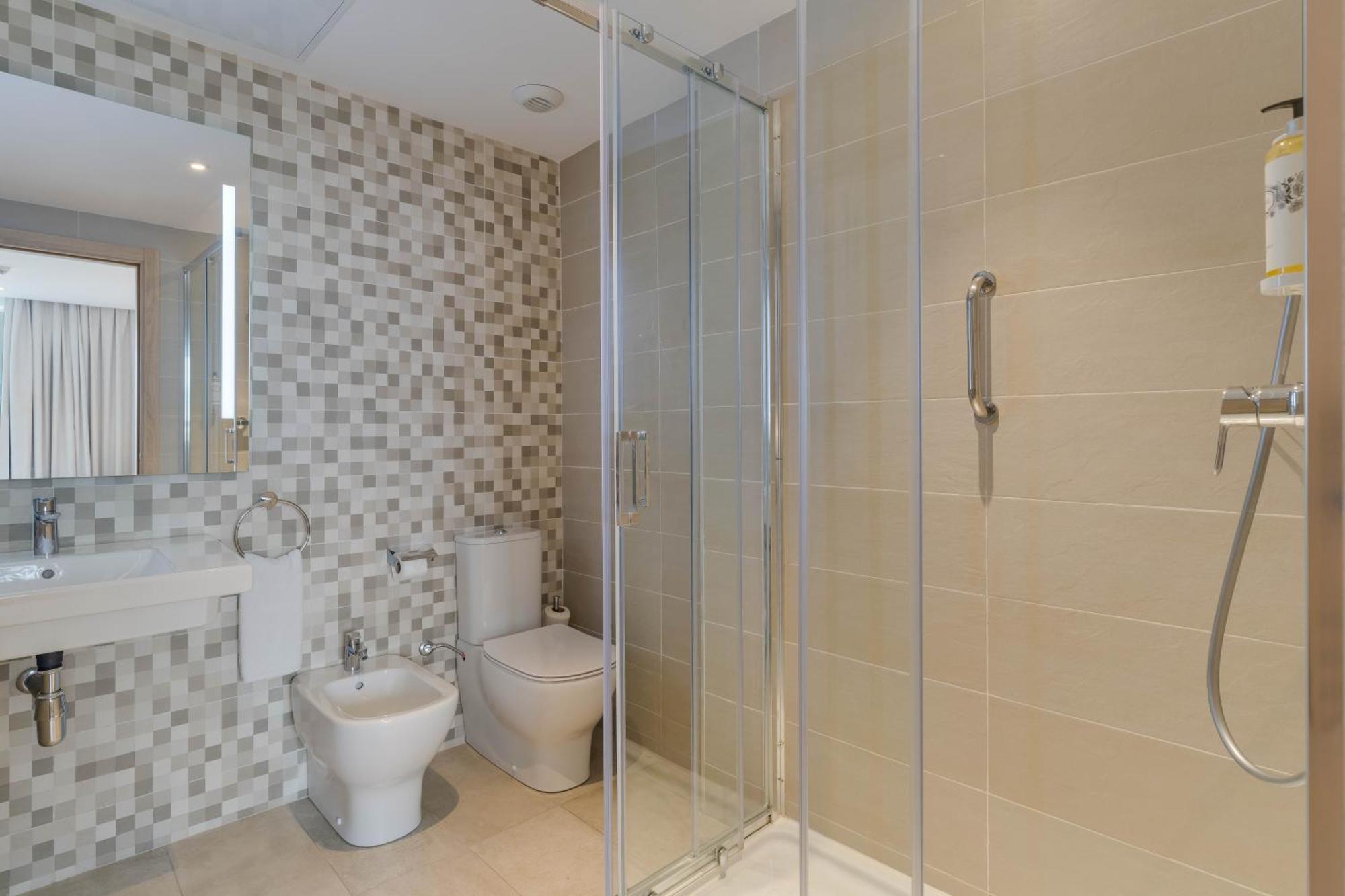 Family Suite Premium – 2 Adultos