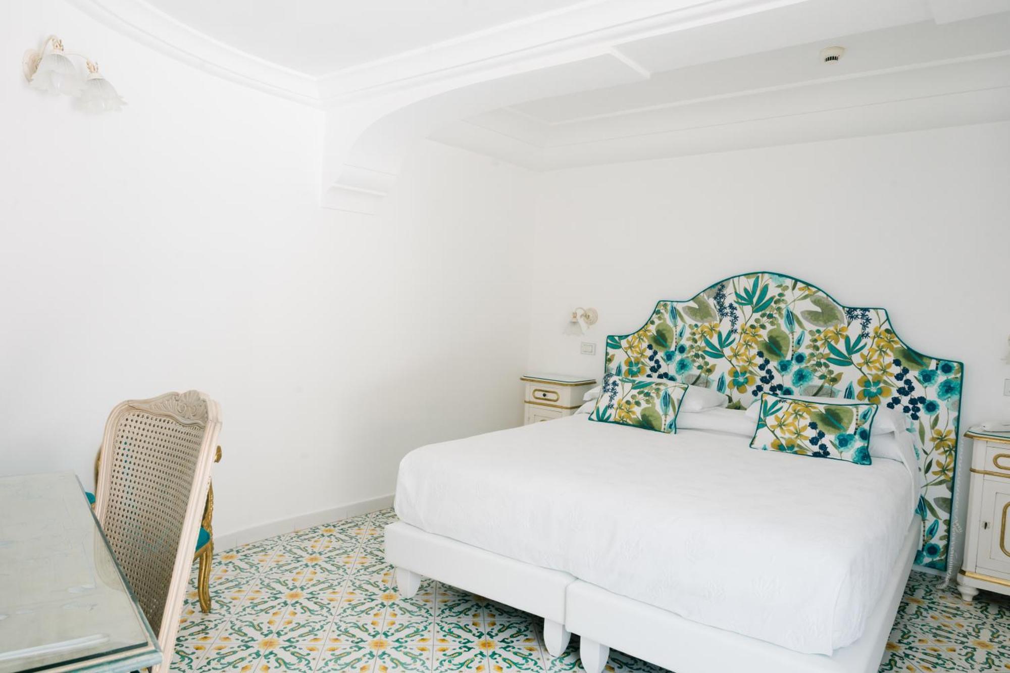 Superior Double Room Balcony Sea View