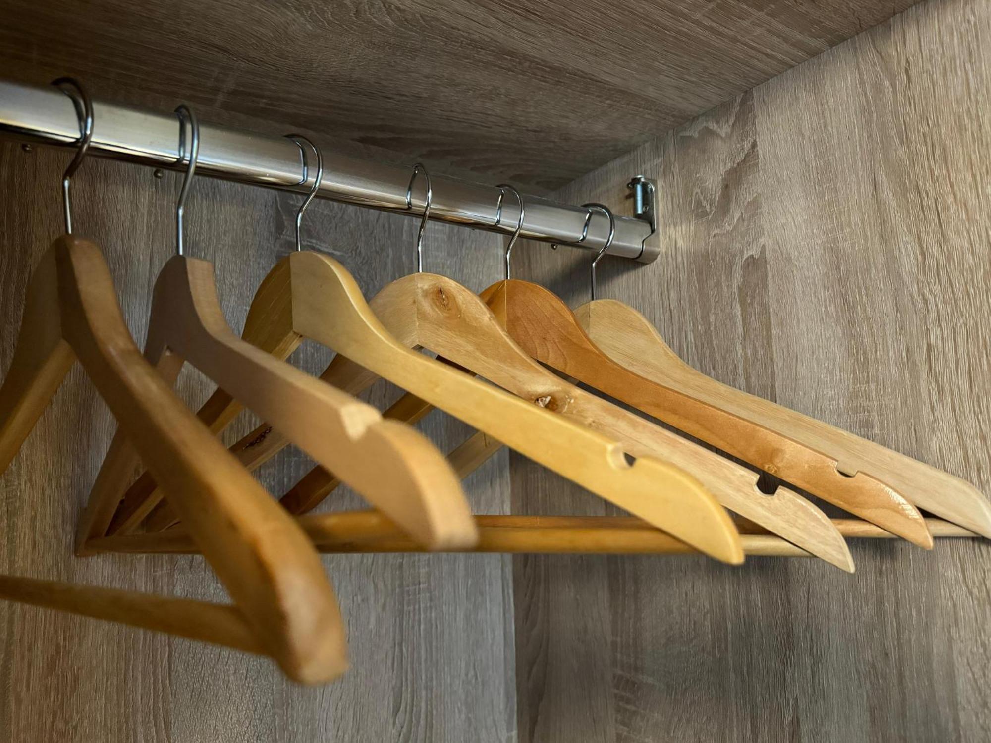 Single Room shared Shower or WC