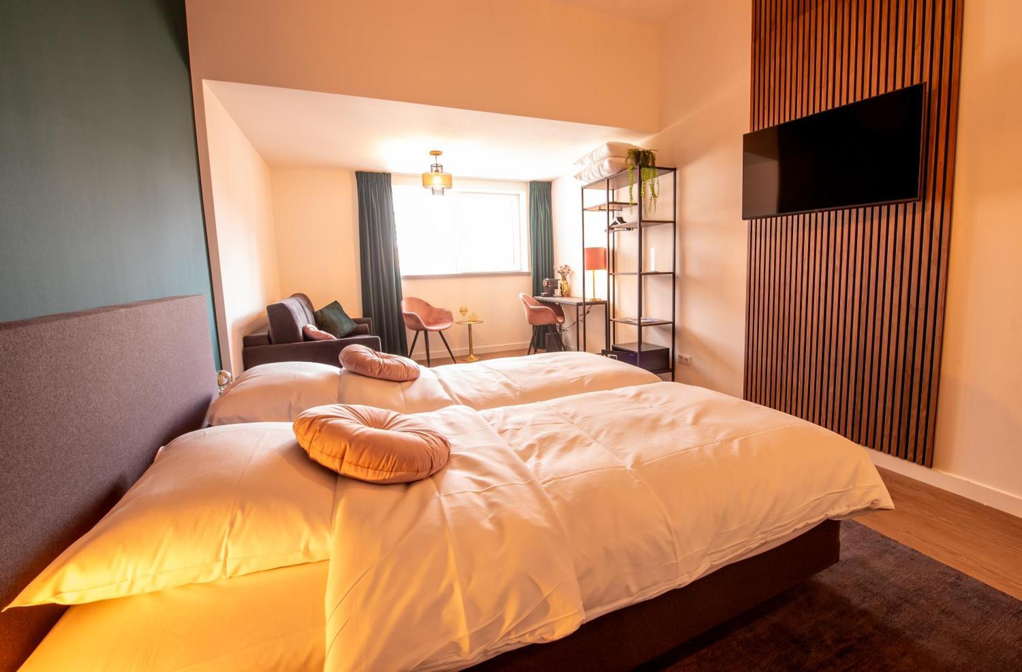 Superior Double Room,1576702193:JPEG