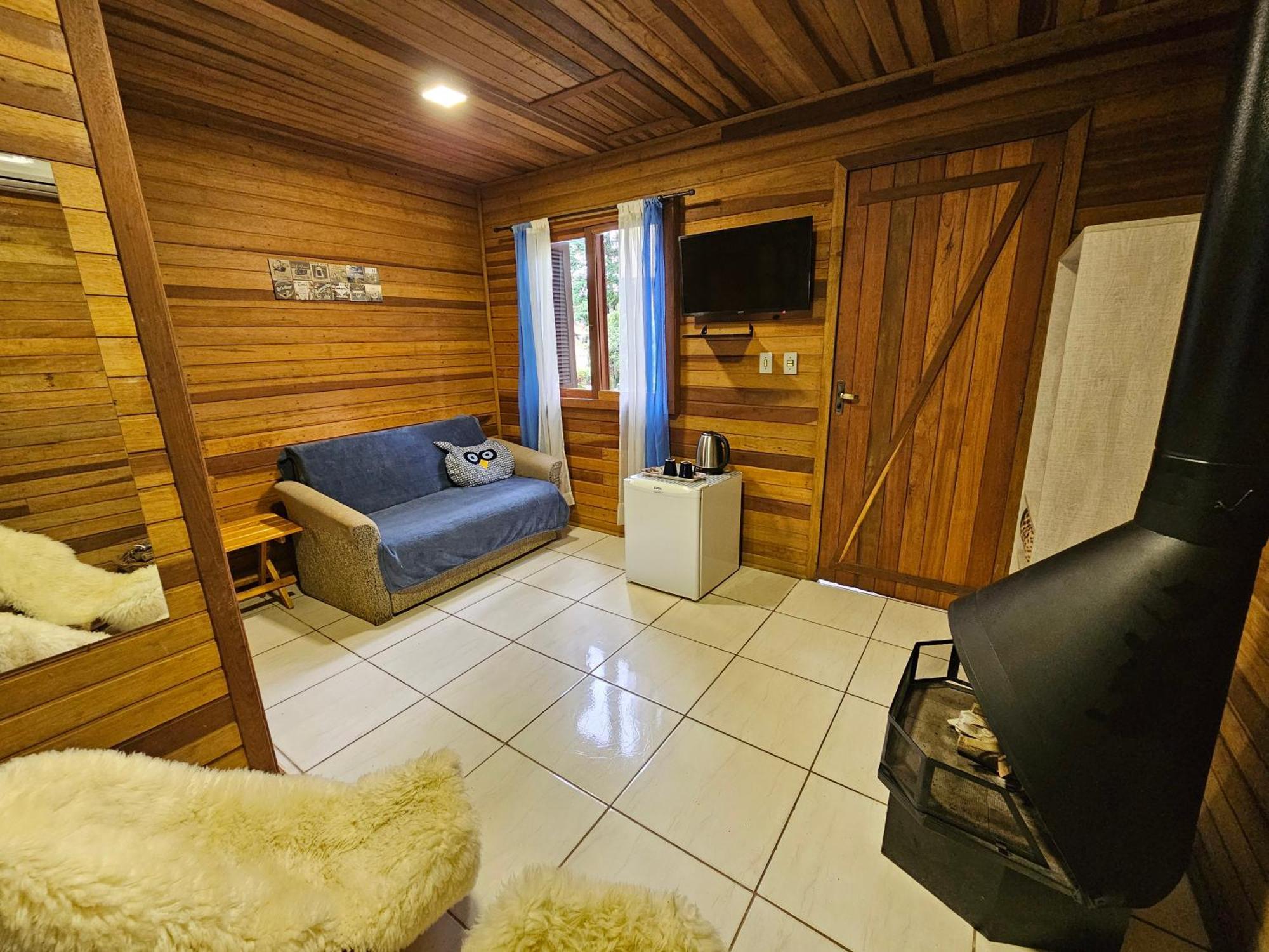 Chalet,1588248461:JPEG
