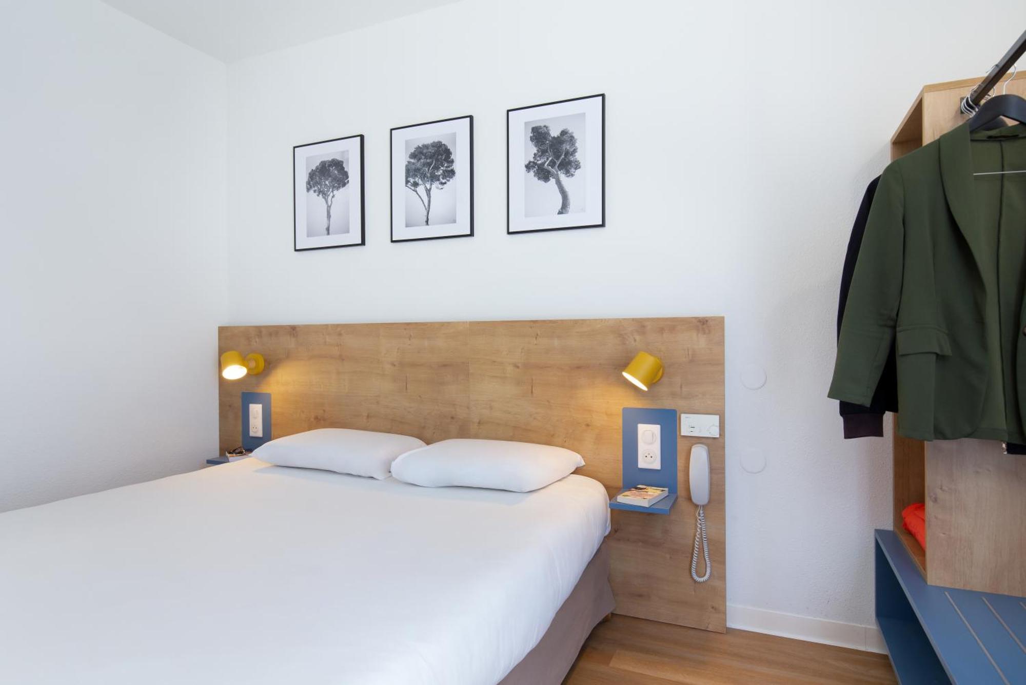 Standard Double Room Mobility Accessible,1578365447:JPEG