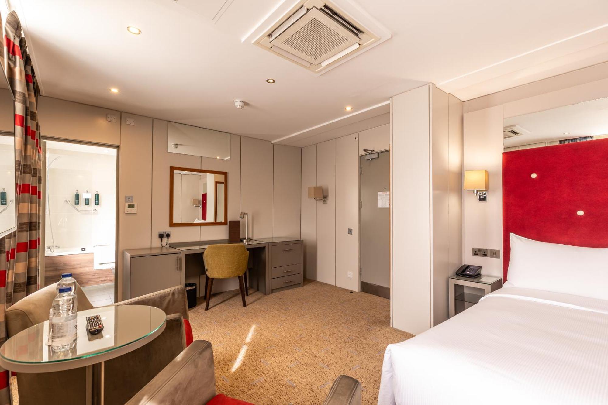 Superior Queen Room