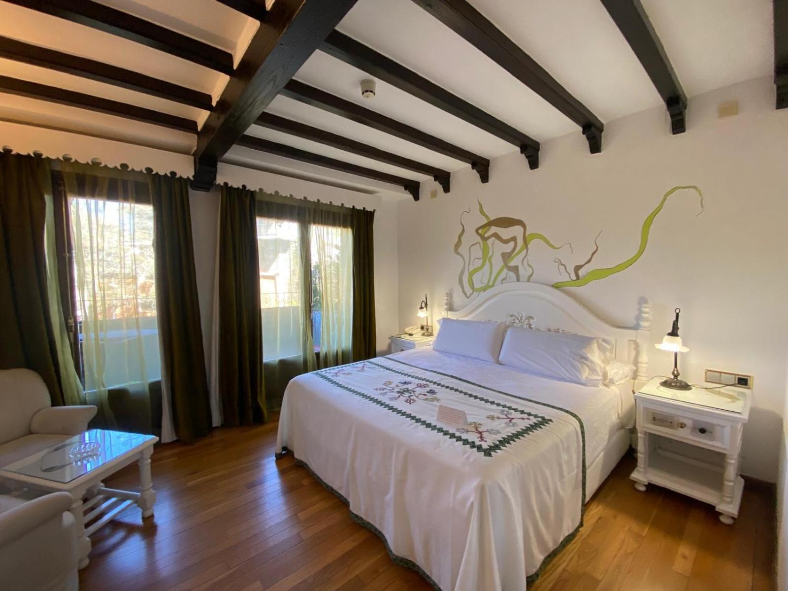 Double or Twin Room Terrace Access