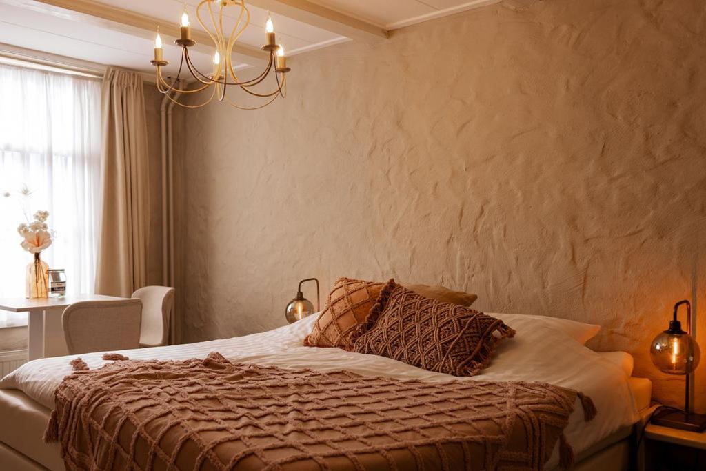 Standard Double Room,1314220279:JPEG