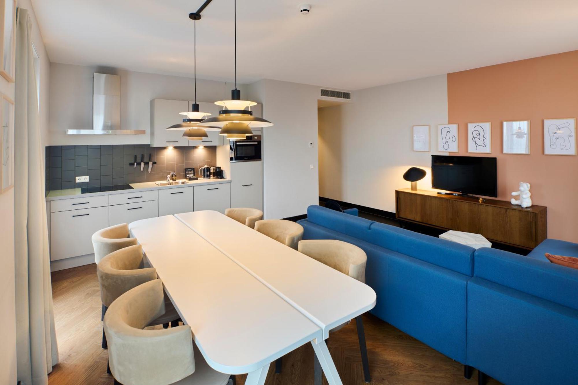2-Bedroom Apartment XL,1578454100:JPEG
