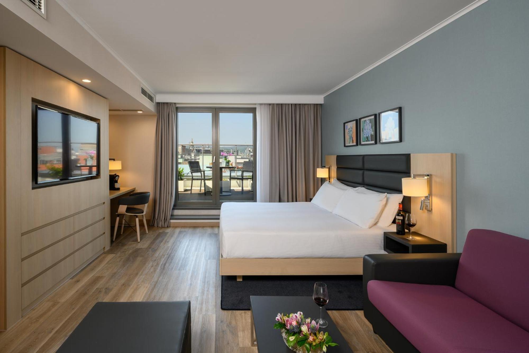 Junior Suite King Bed