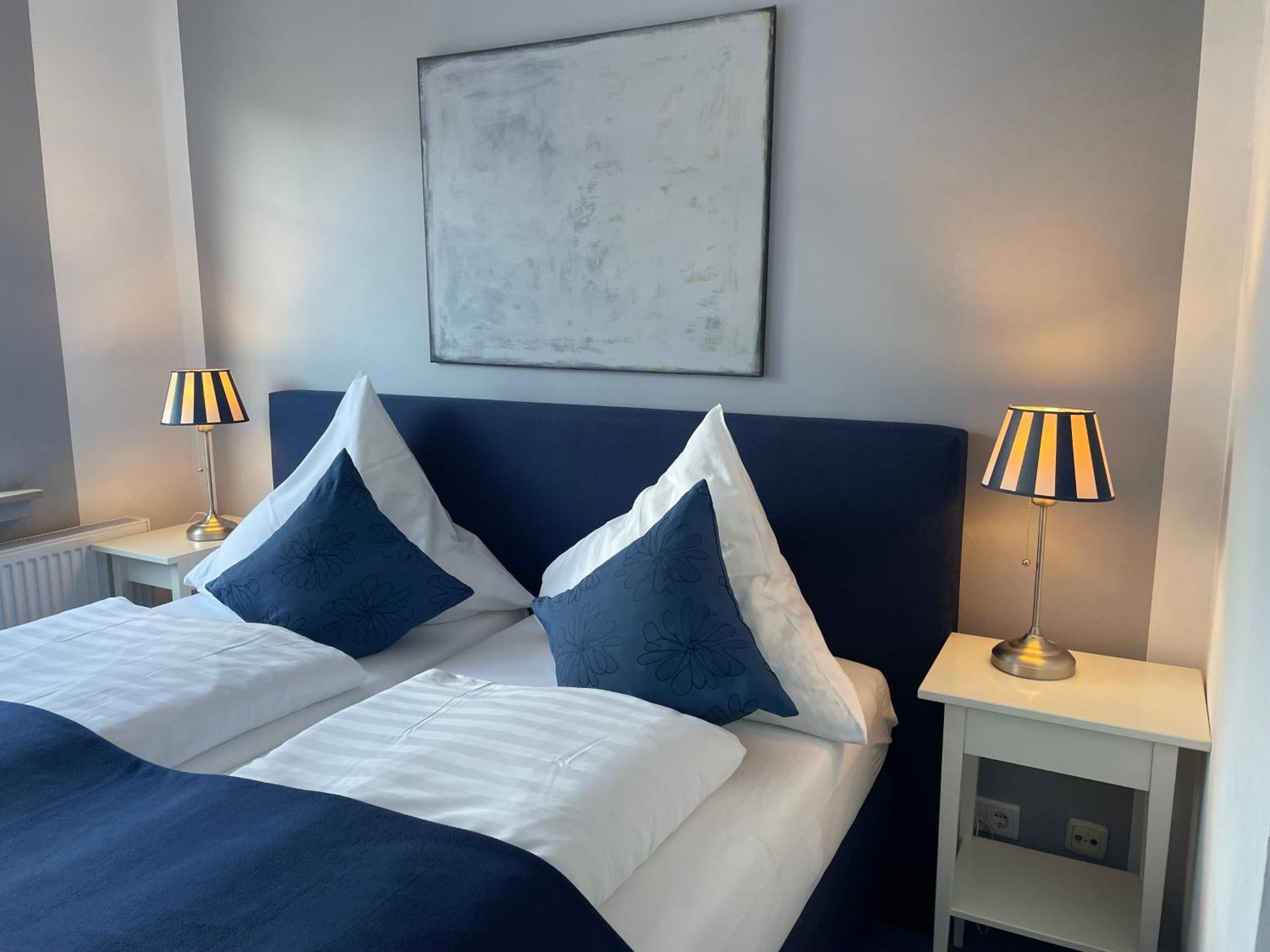 Double Room,1766052196:JPEG