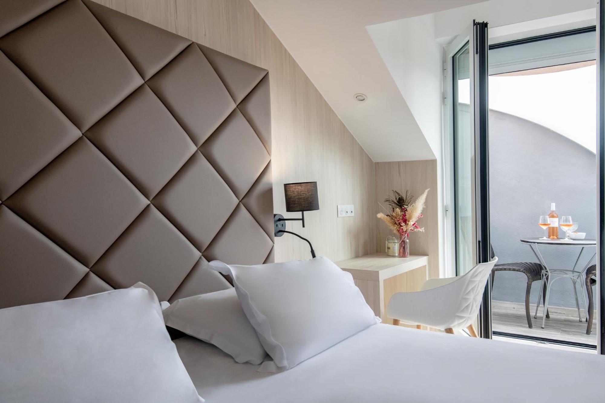 Doppelzimmer mit Balkon