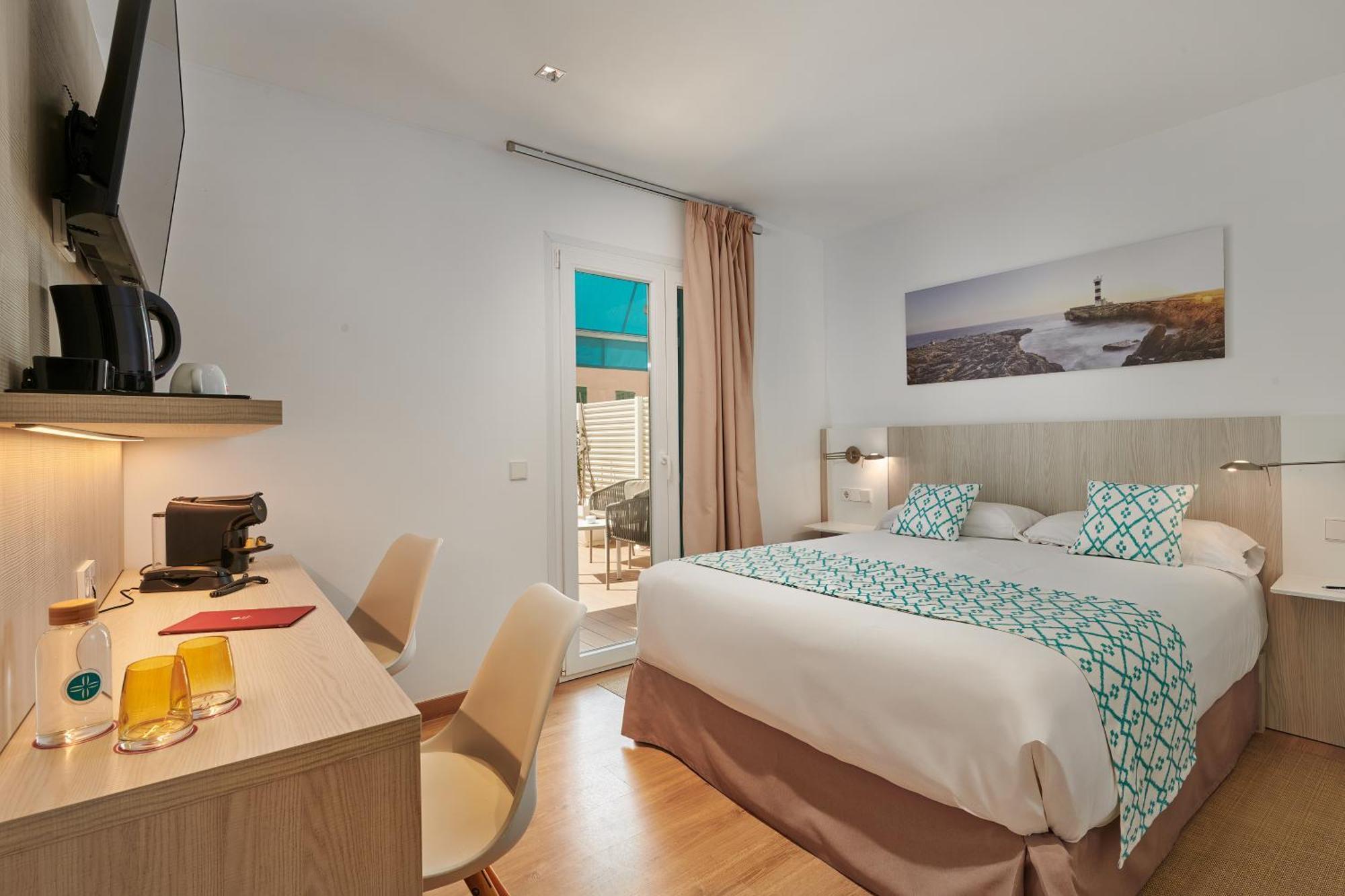 Superior Double Room,1580145034:JPEG