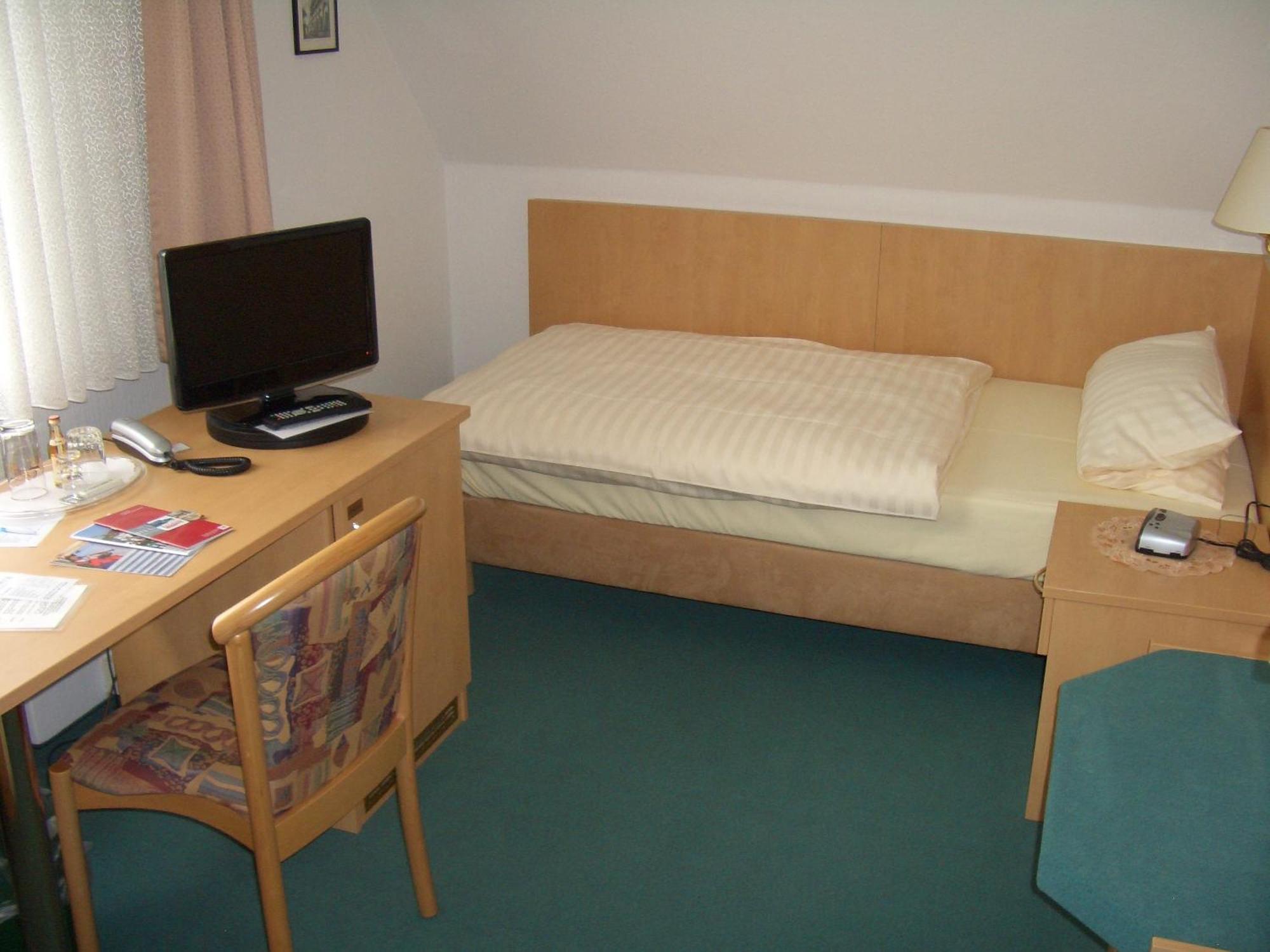 Standard Single Room