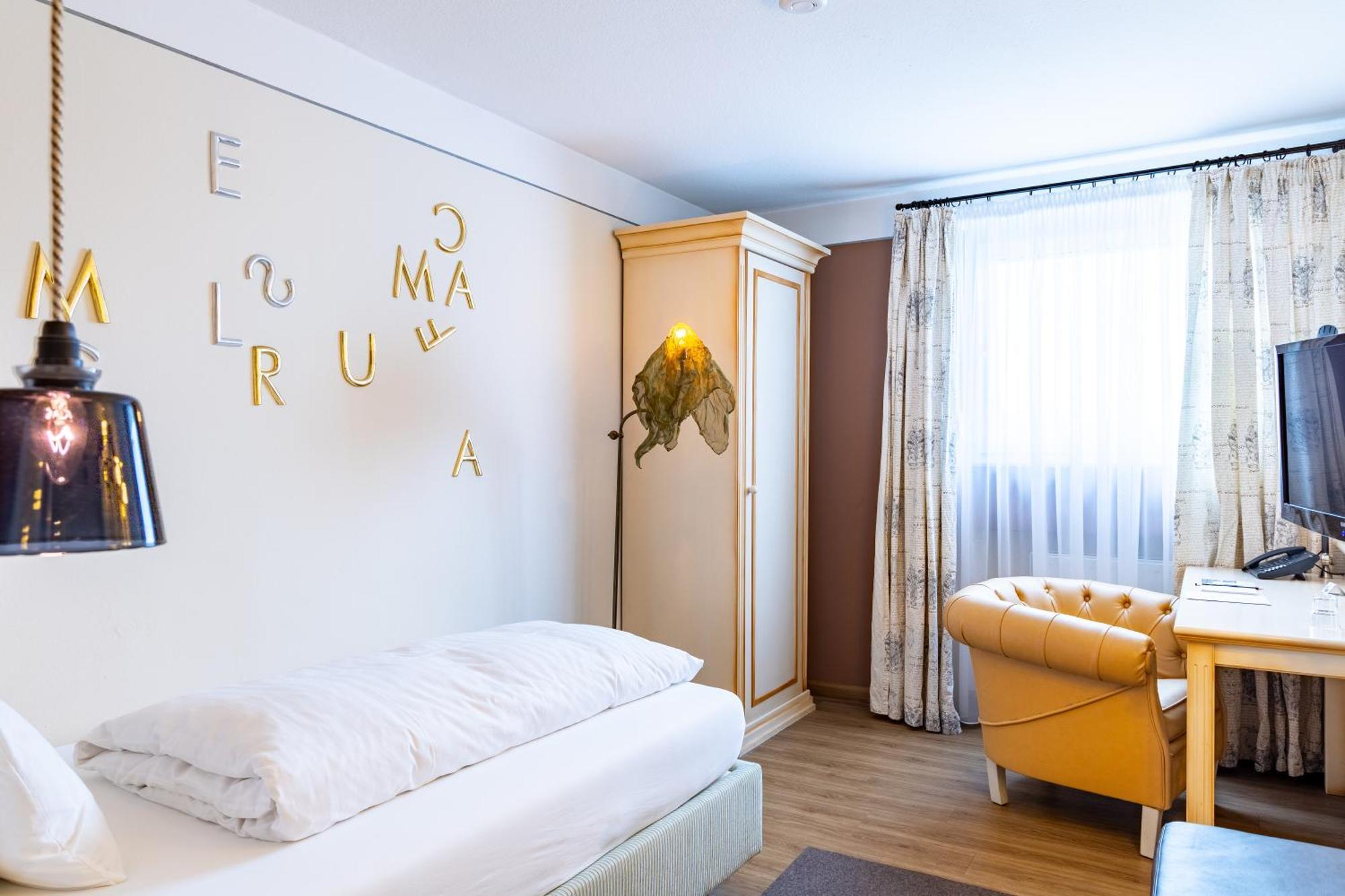 Superior Single Room,1548603127:JPEG