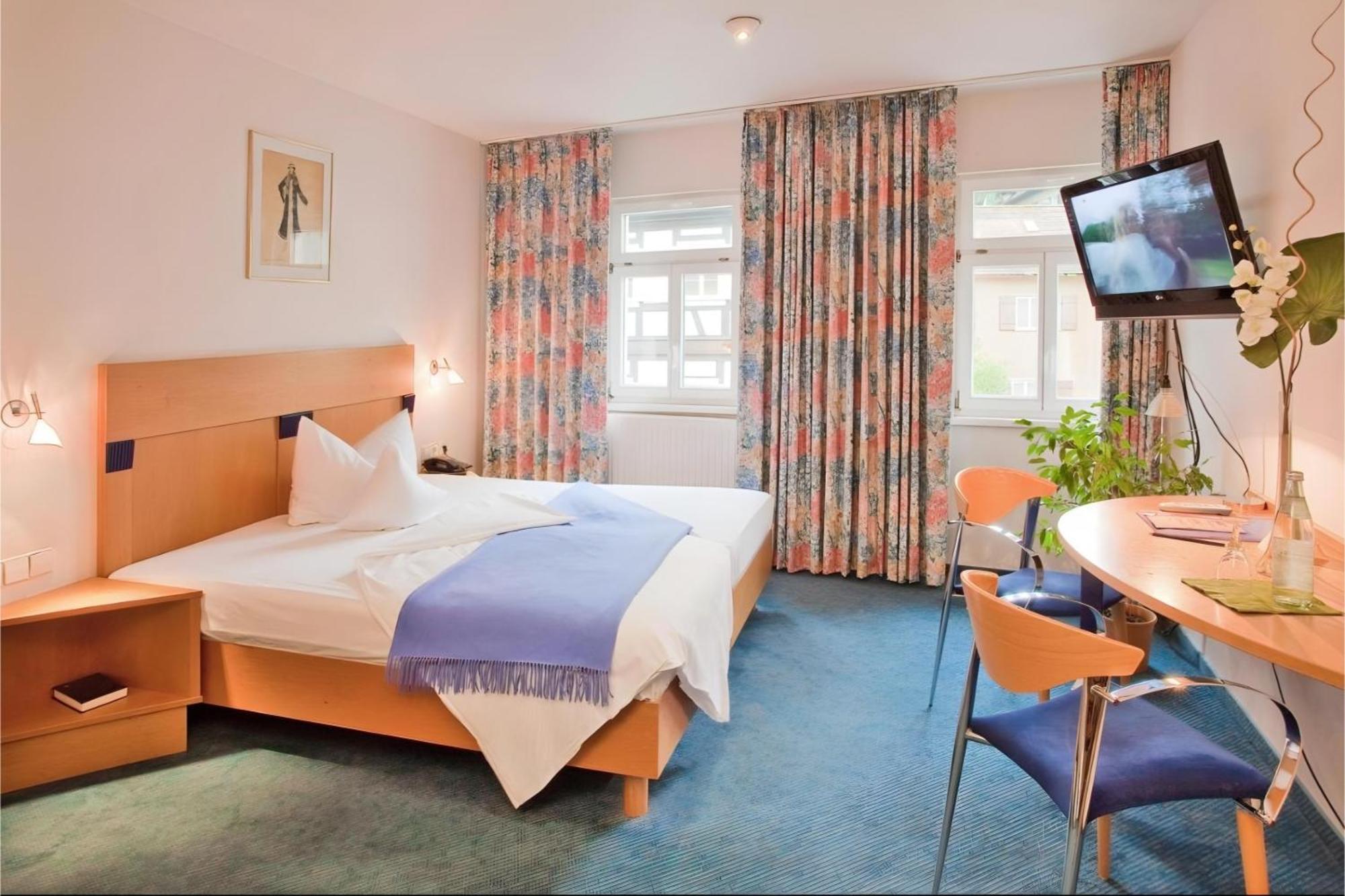Comfort King Room