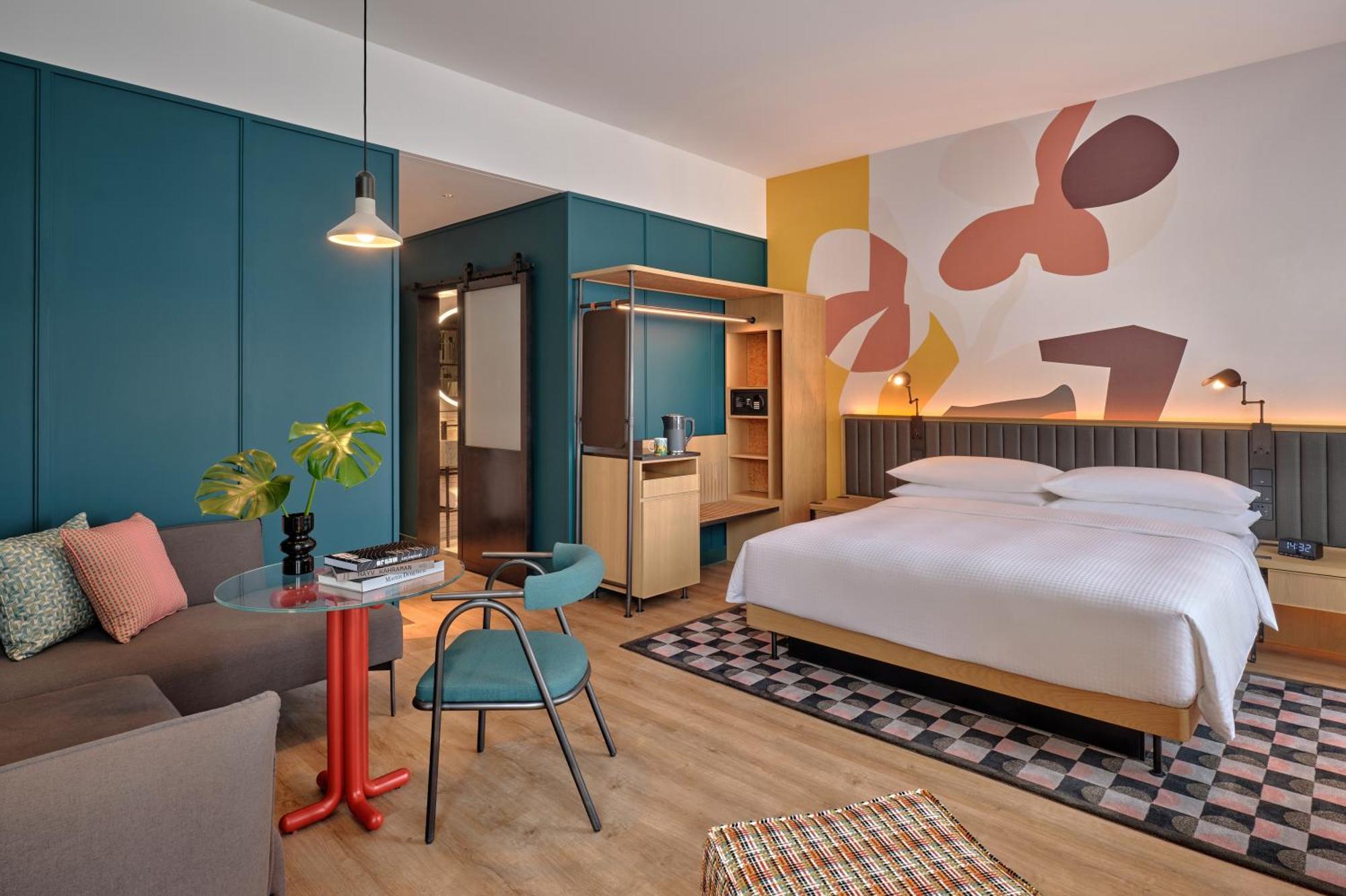 Premium King Room,1580170455:JPEG