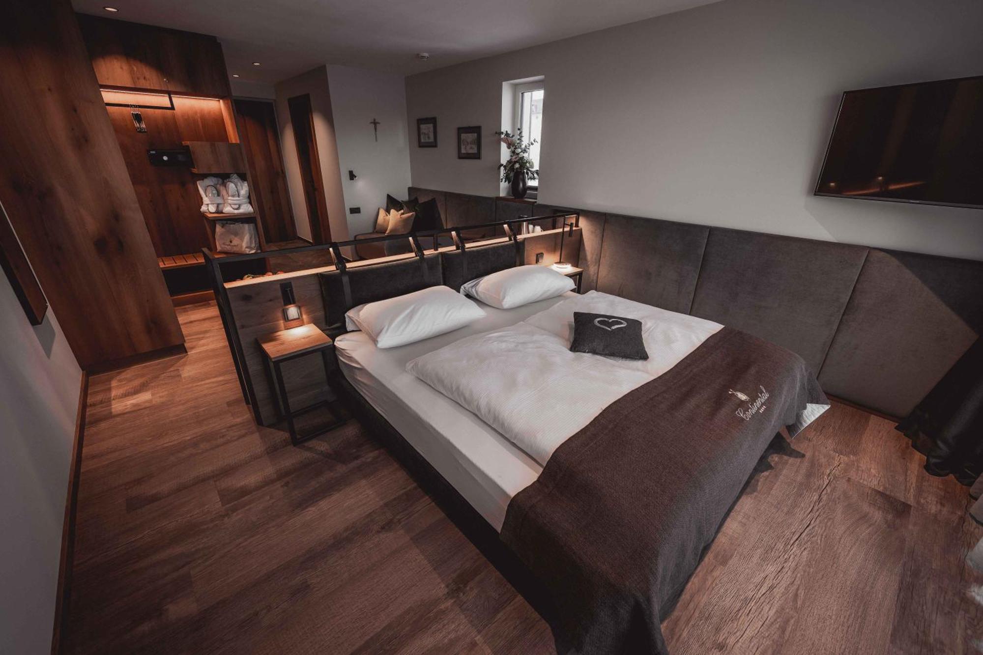 Deluxe Junior Suite