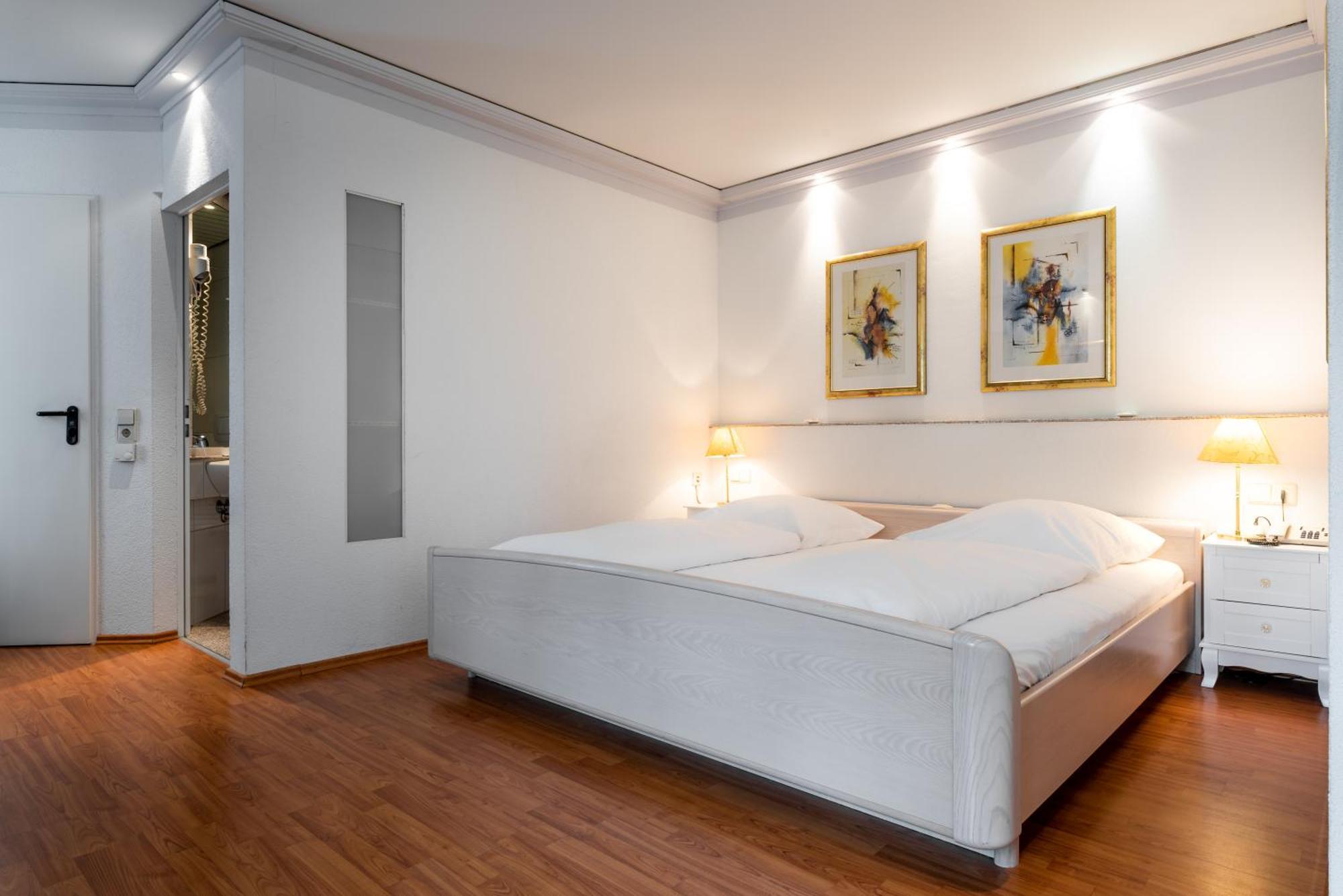 Double Room,1580195862:JPEG