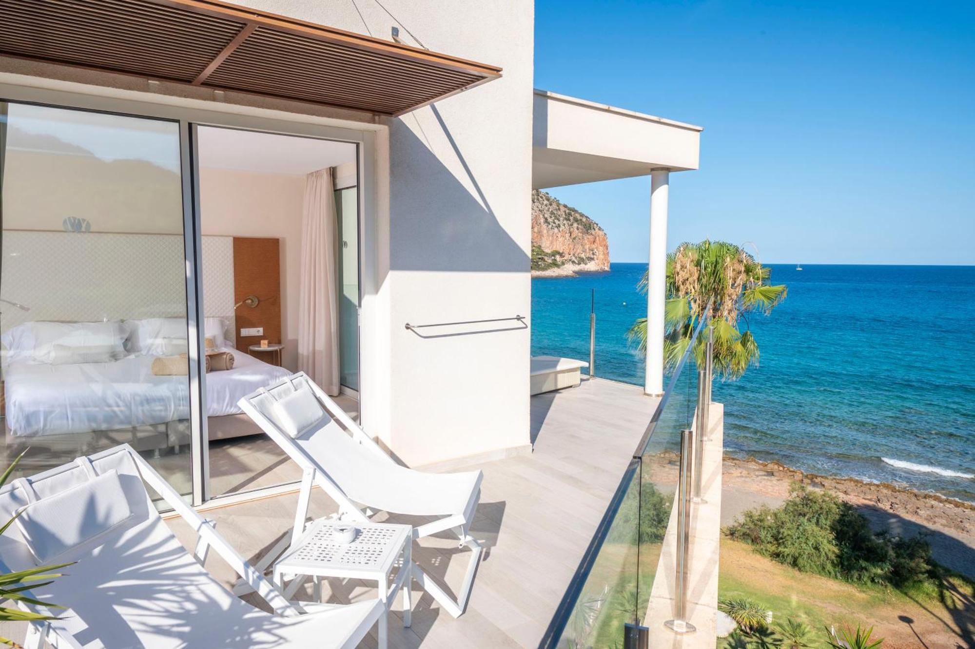 Deluxe Suite Sea View