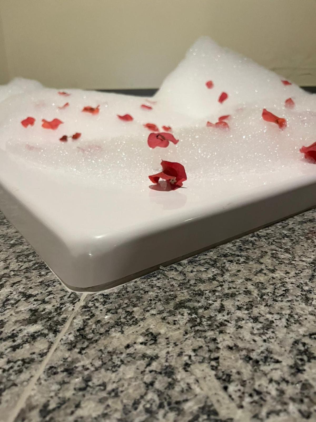 Suite Spa Bath,1580226369:JPEG