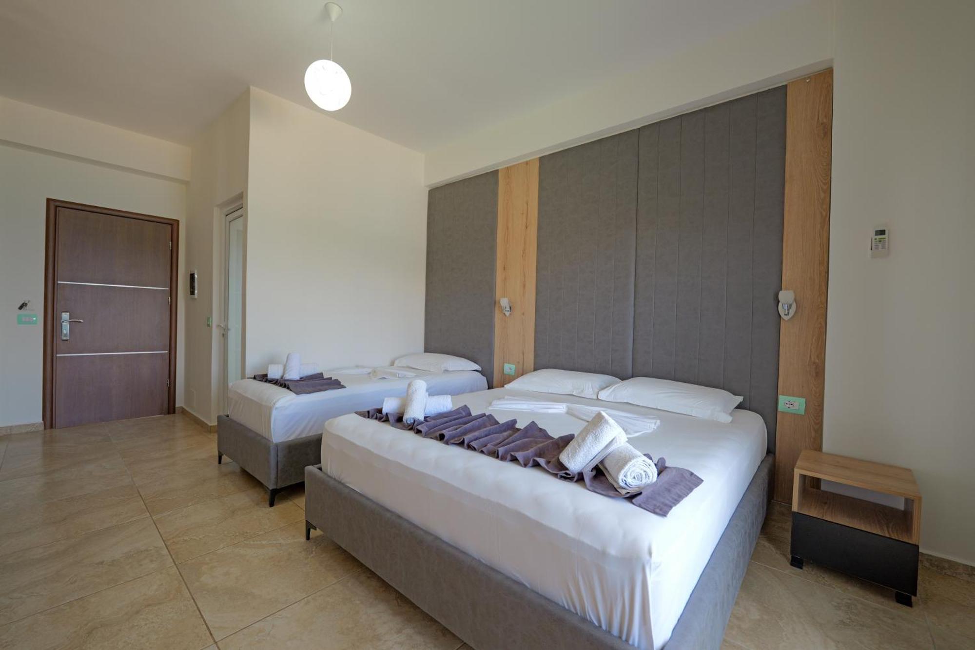 Triple Room Sea View