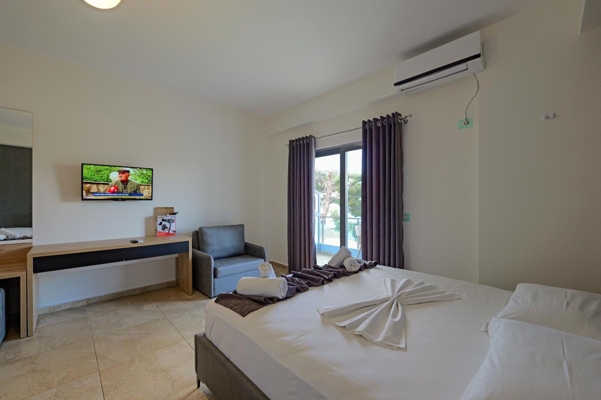 Triple Room Sea View