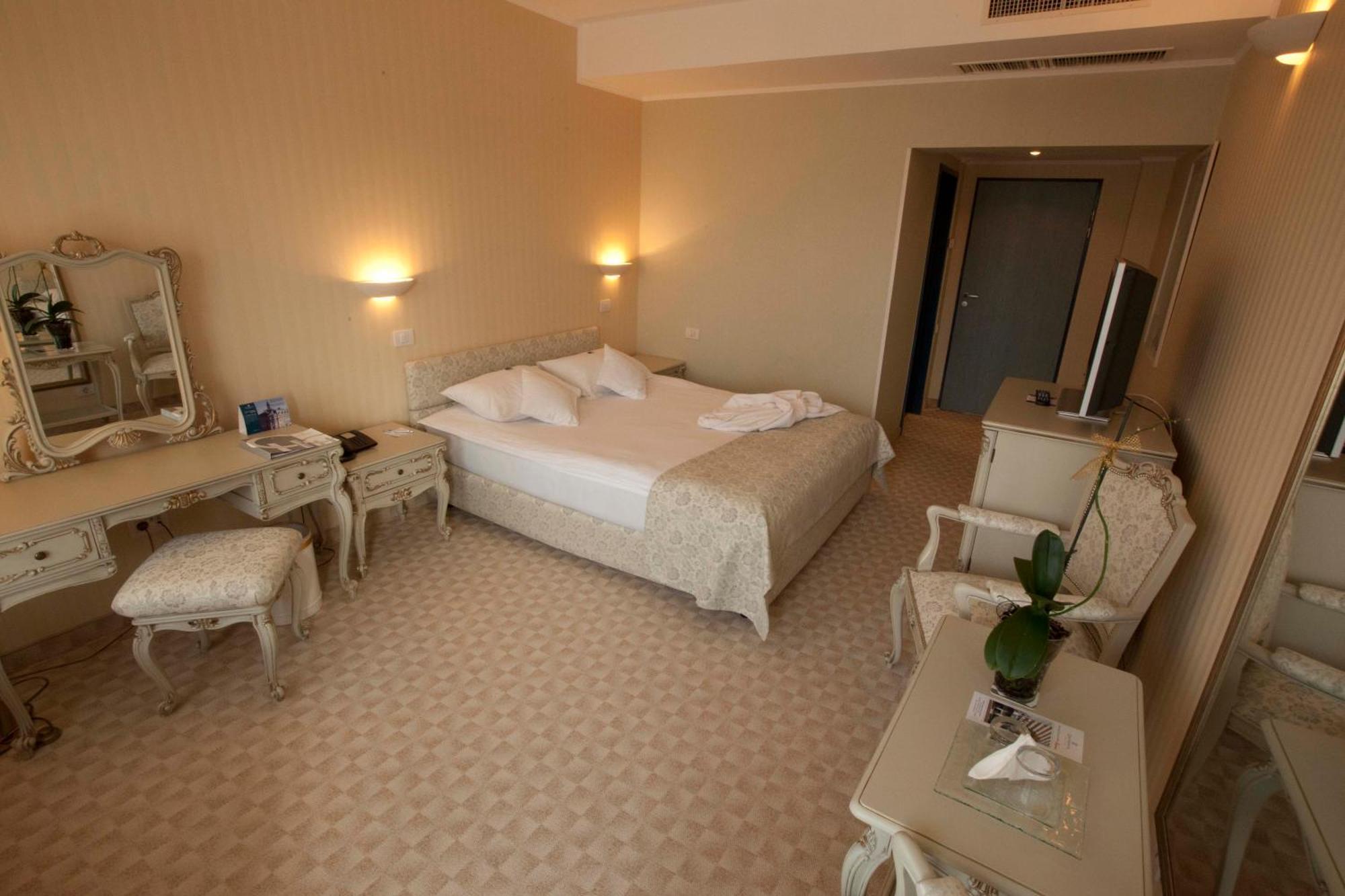 Standard Suite