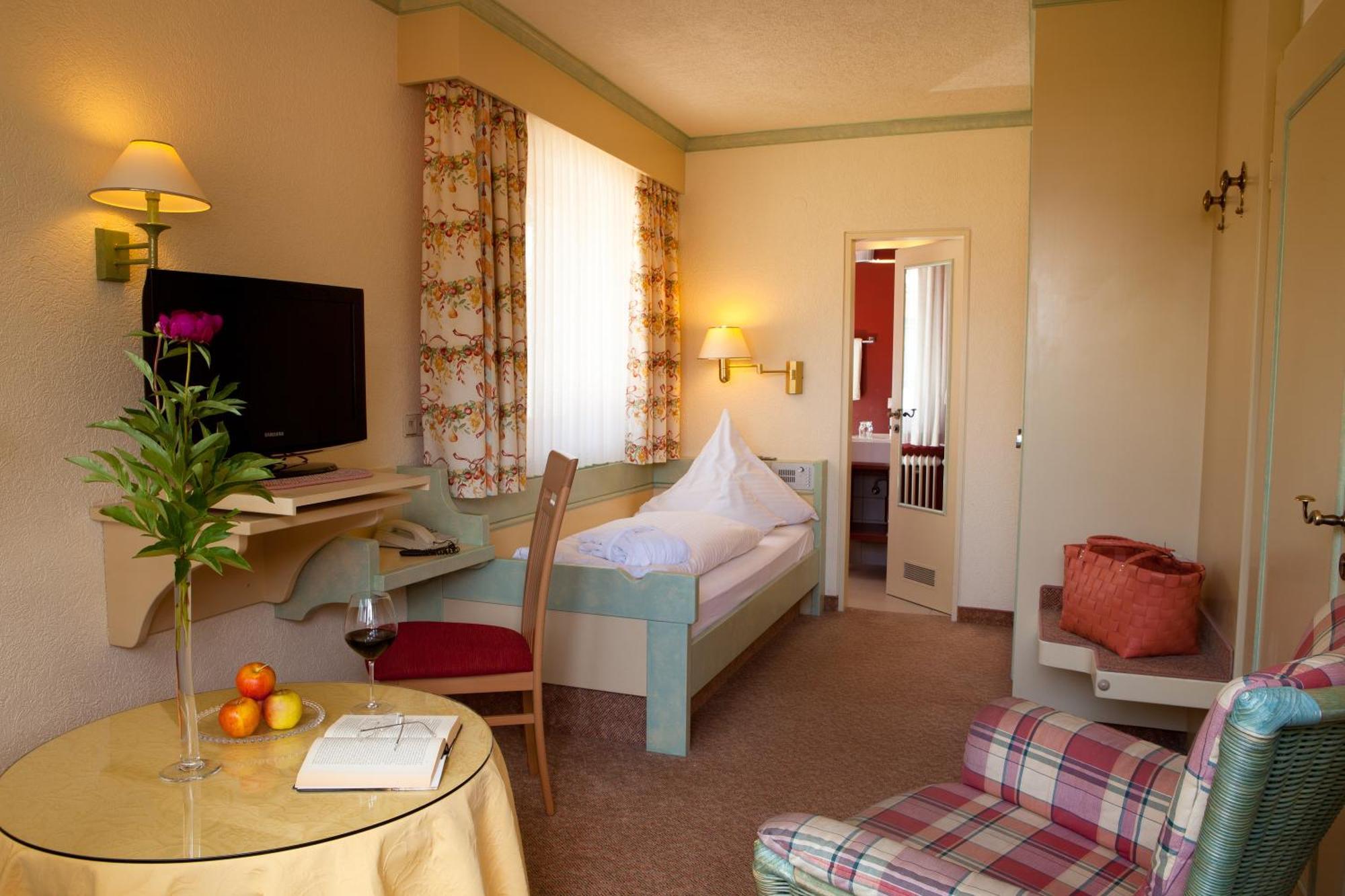 Comfort Single Room