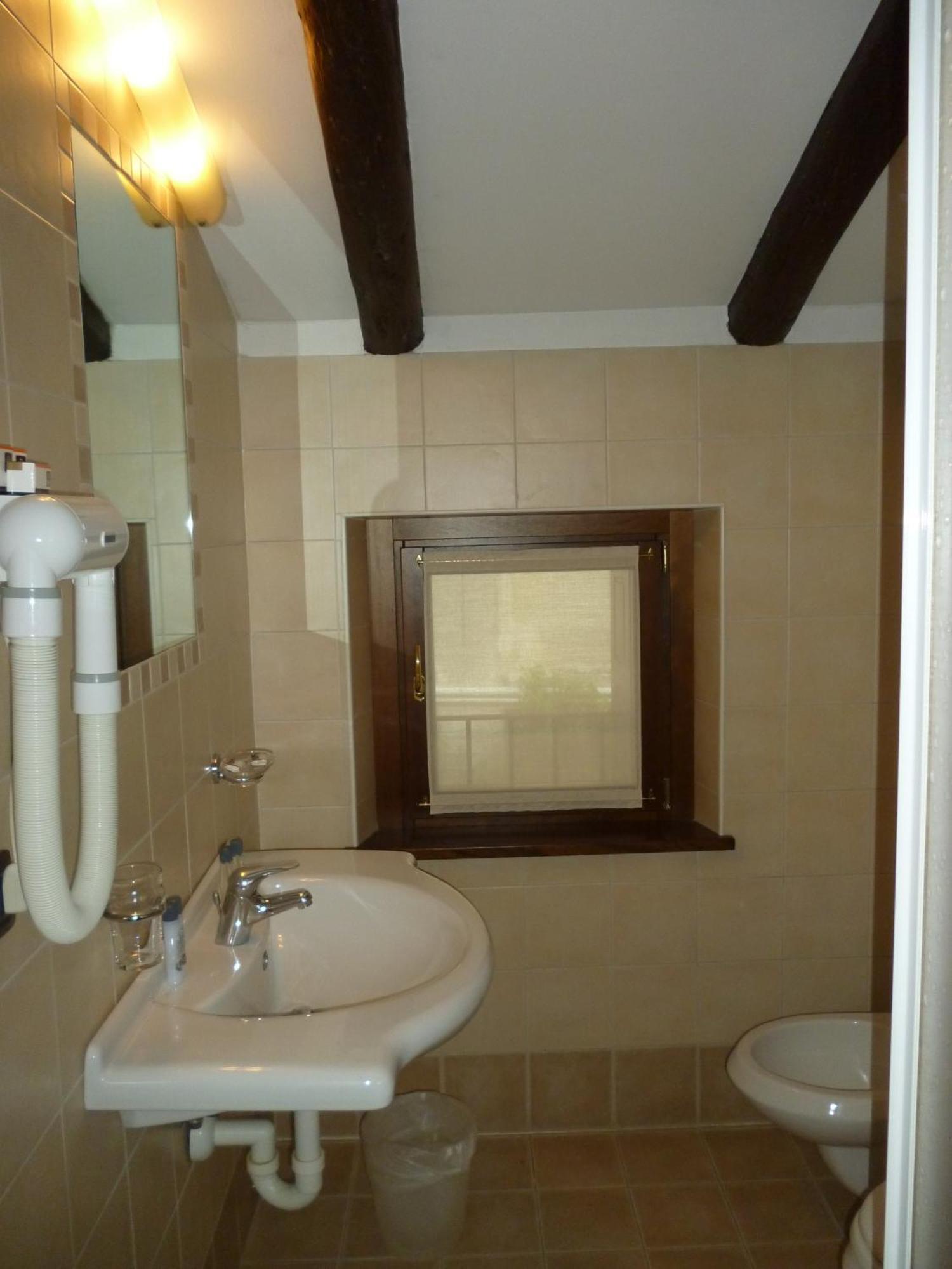 Double Room French Bed,983181481:JPEG