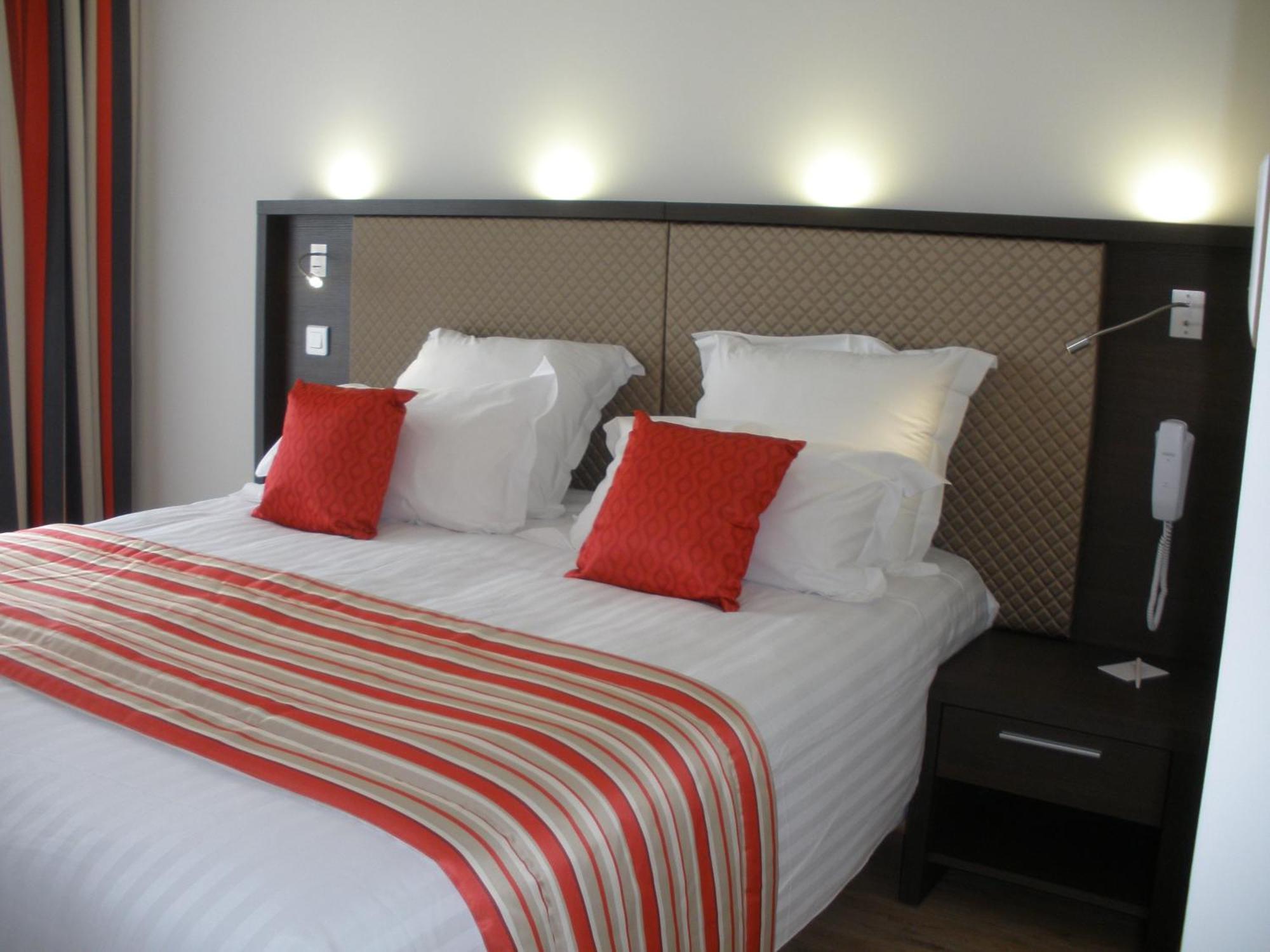 Double or Twin Room Sea View,721454617:JPEG