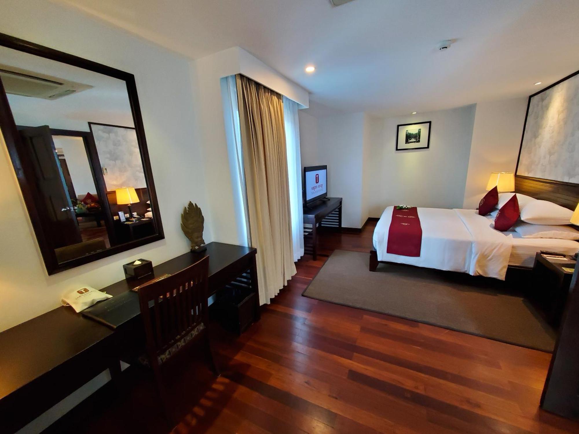 Executive Suite